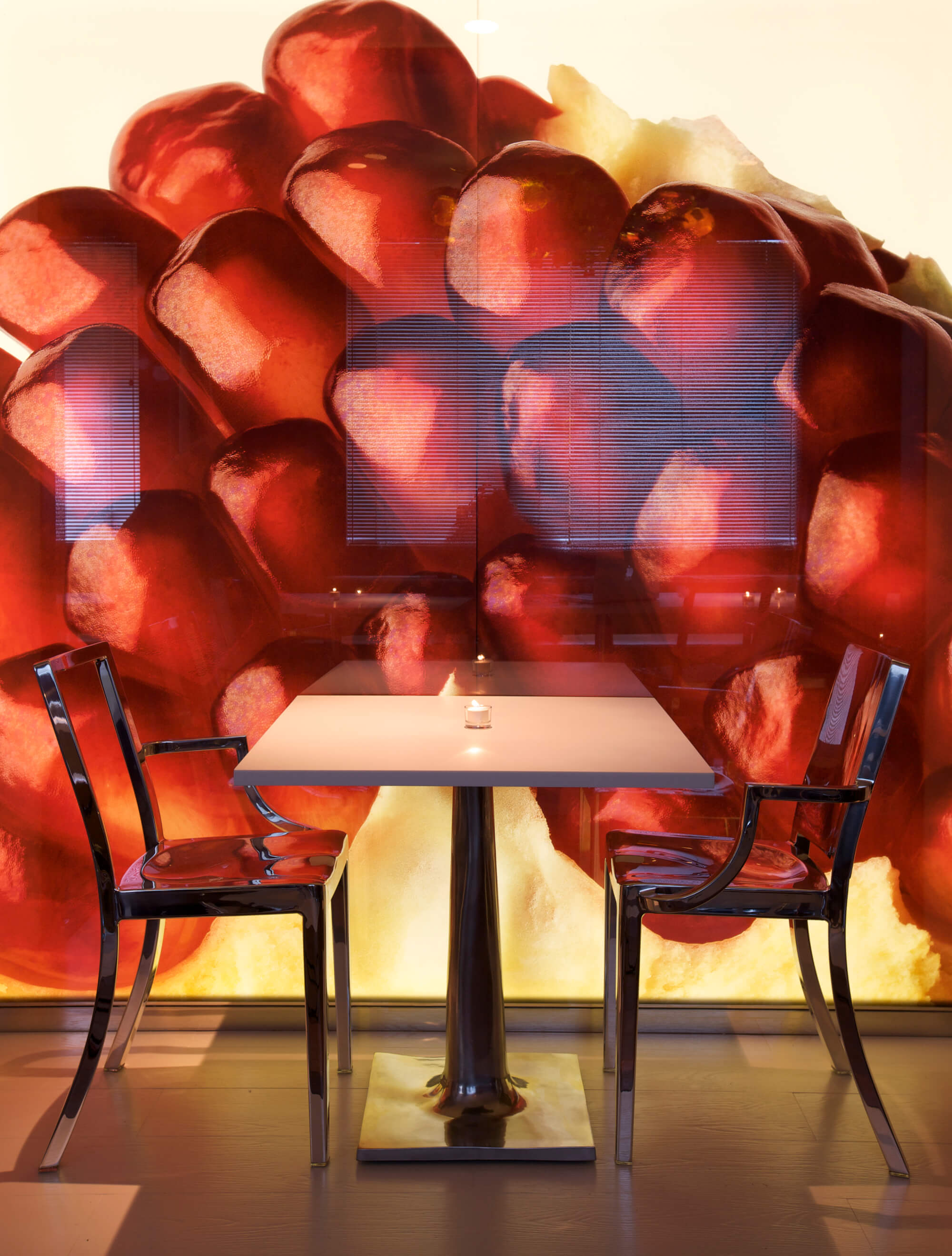 PARADIS DU FRUIT, AVENUE GEORGES V PARIS Philippe Starck-1