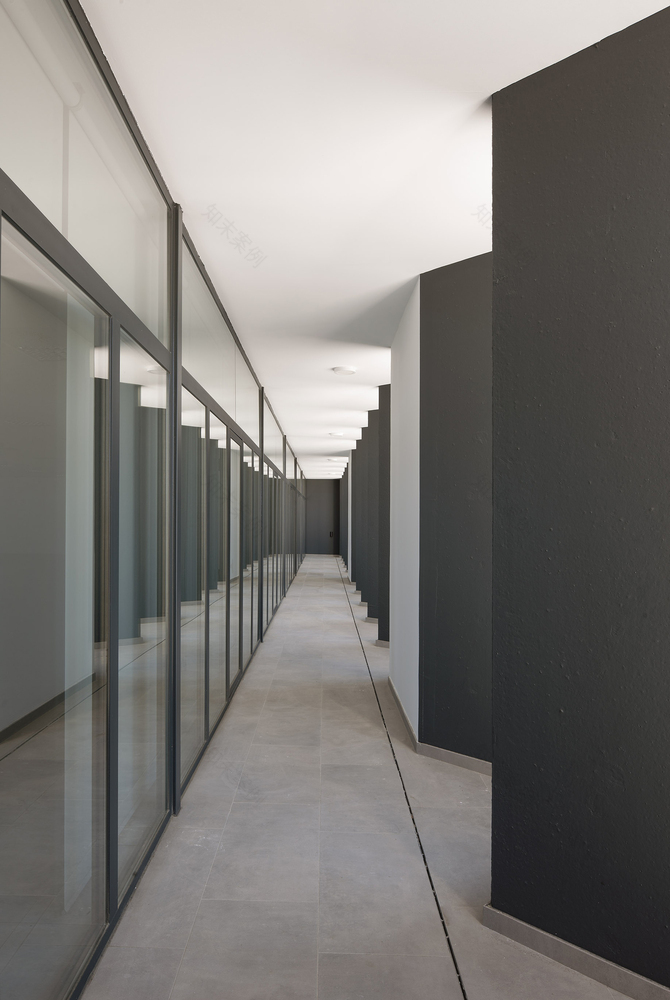 简约高效,自然采光 | JATA 新总部设计-35