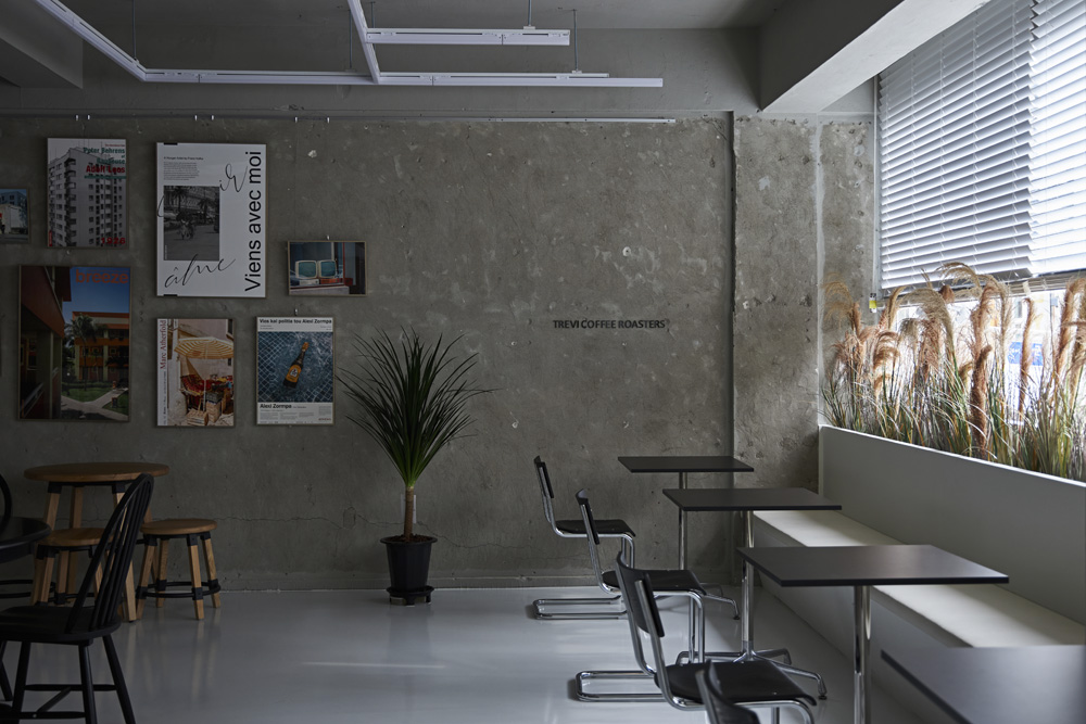 现代简约 39 平咖啡厅室内设计案例-11