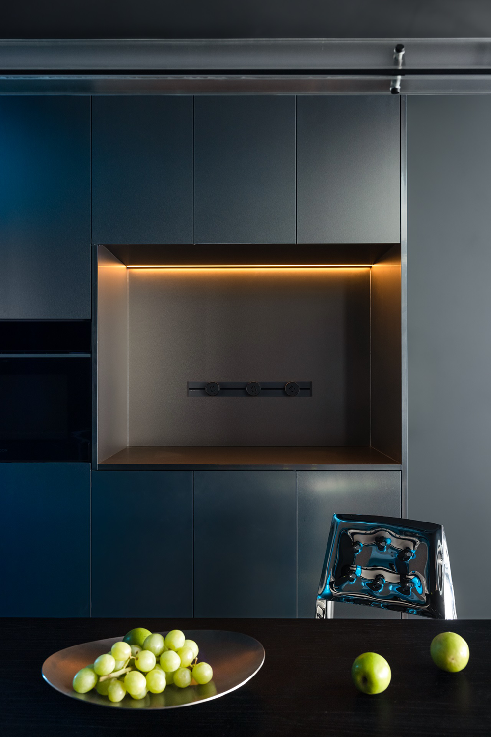 极简暗黑风:隐秘 · 深邃丨中国杭州丨有斯设计-17