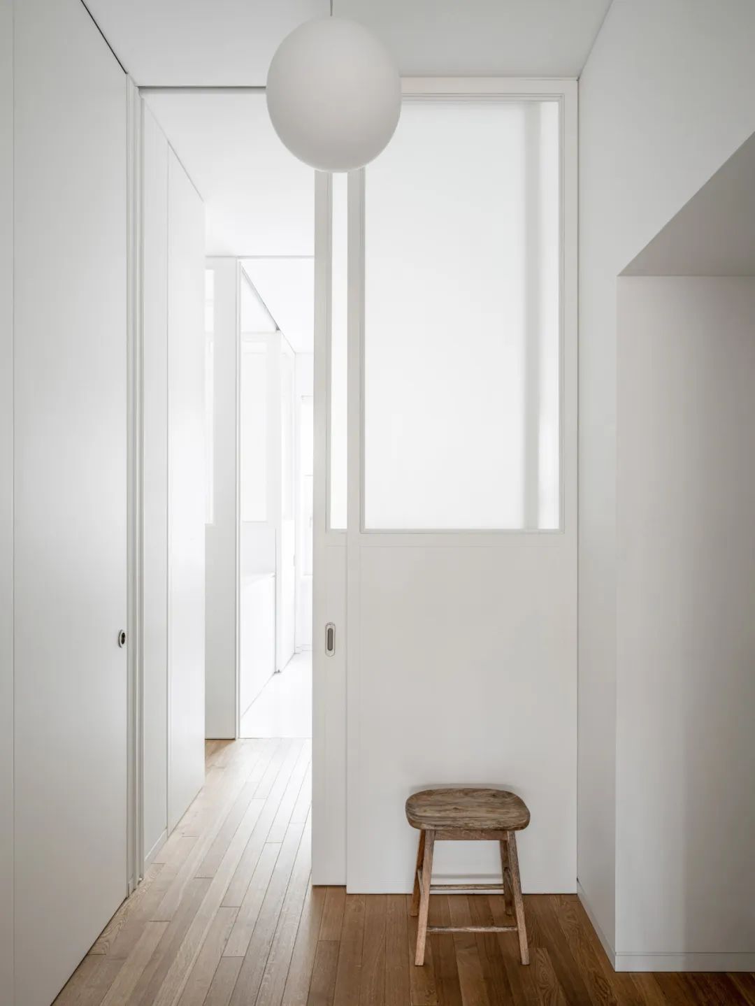 现代 43㎡白色公寓-22