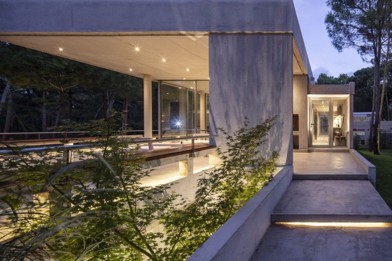 House With Ten Pines（库察萨德塞特博罗瓦）丨阿根廷丨Estudio Frolik-40