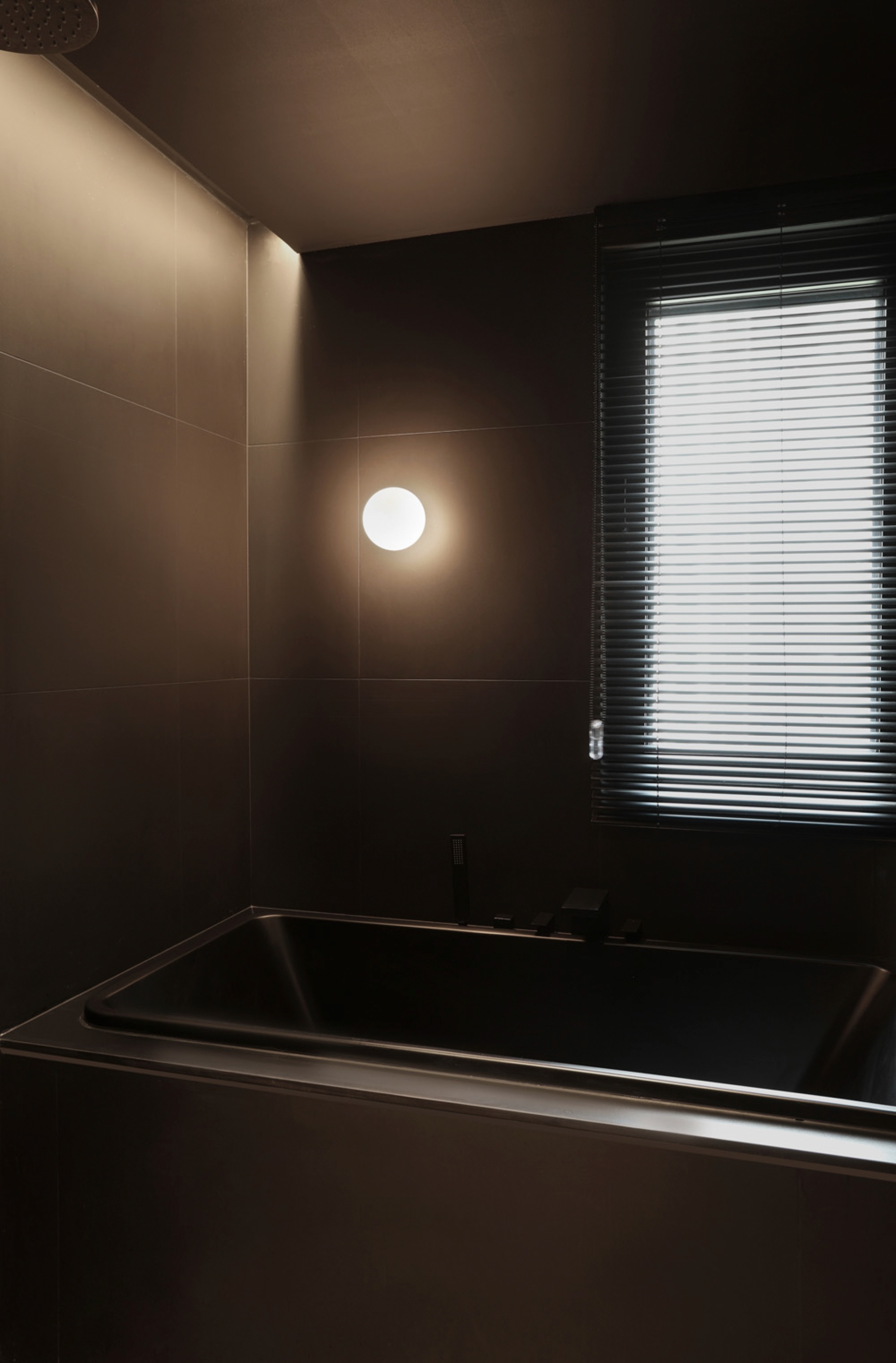 黑色中古风极简公寓-74