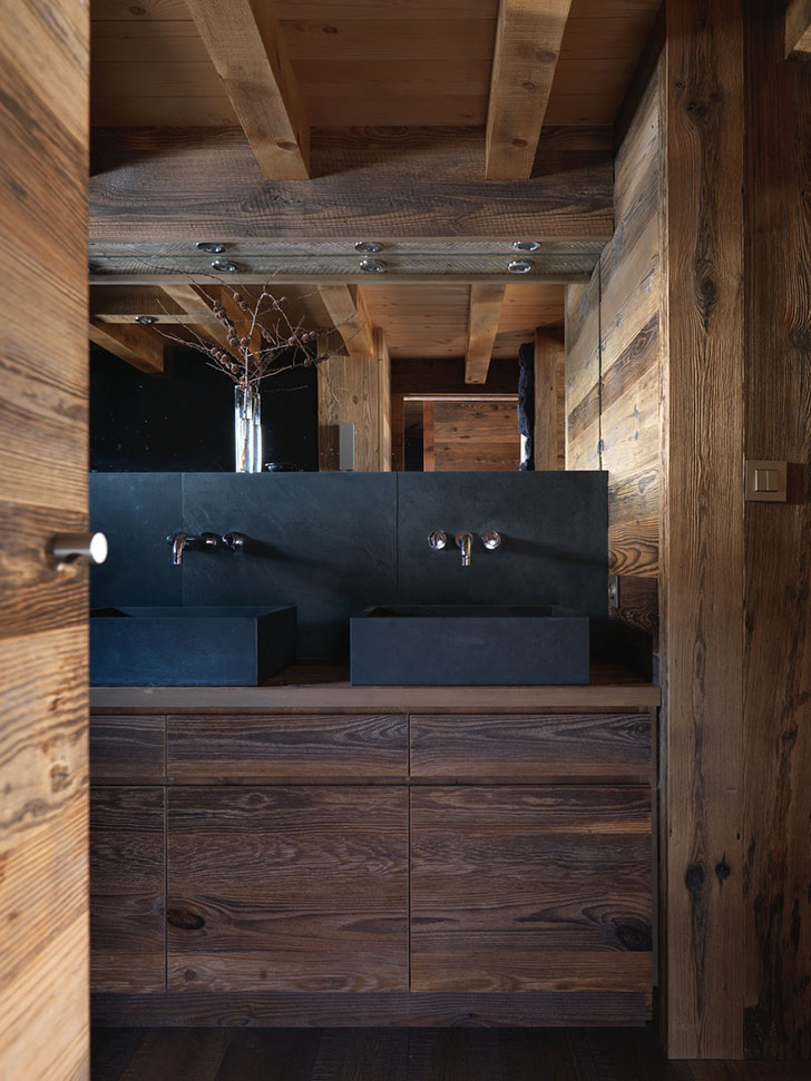 法式深色调时尚小木屋-9