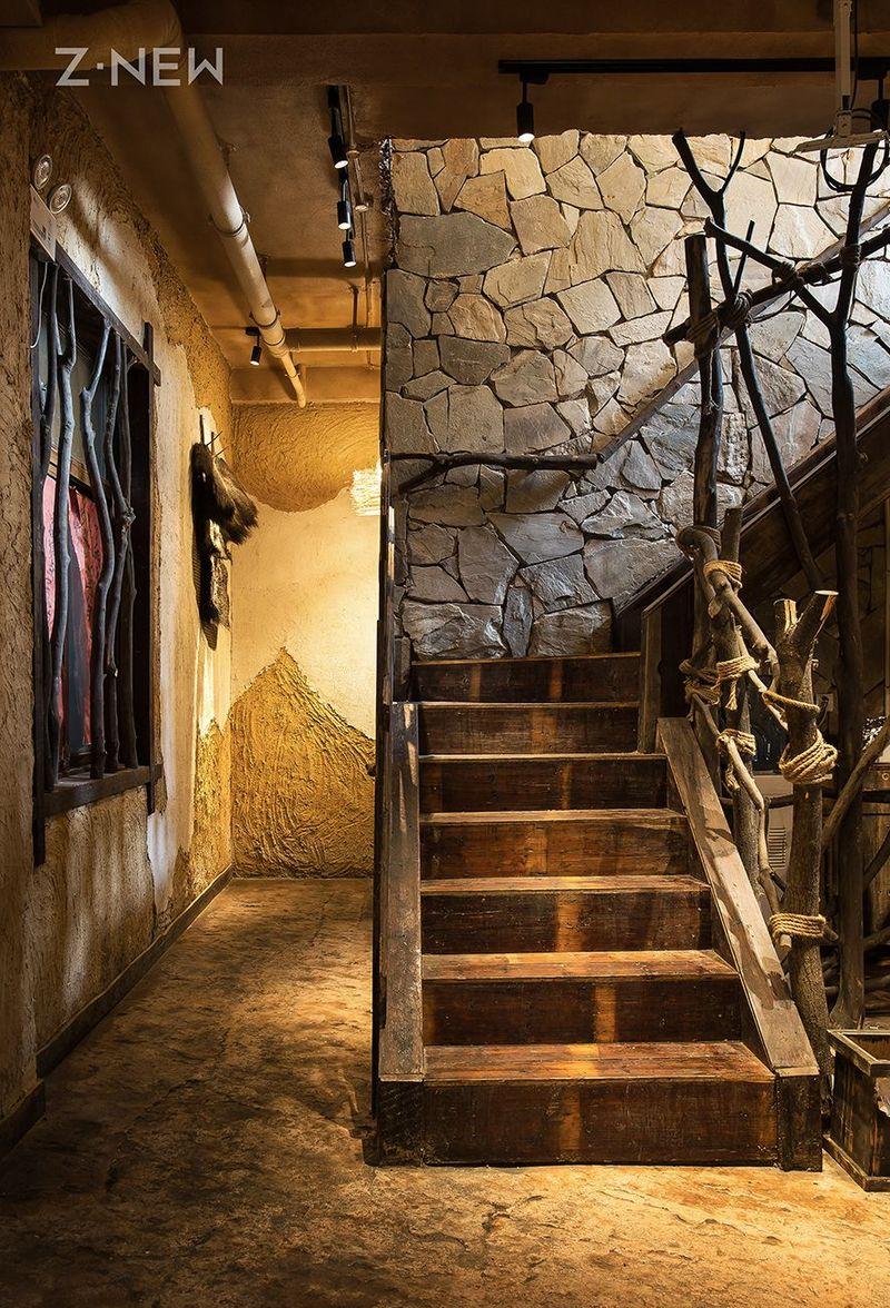 《传奇》游戏特色融入长沙盟重烧烤店设计，展现独特室内空间-8