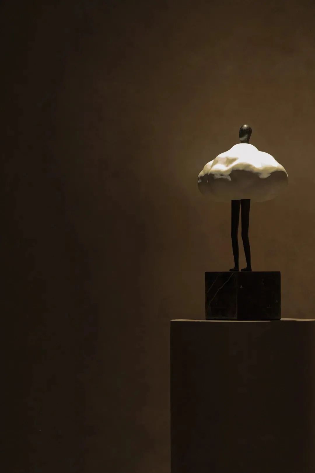 沈阳分米鸡餐厅 | 前卫设计与自然融合的美食空间-21