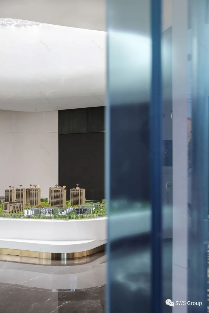 济南绿城明月风荷生活美学馆 | 湖畔流水的现代生活空间-38