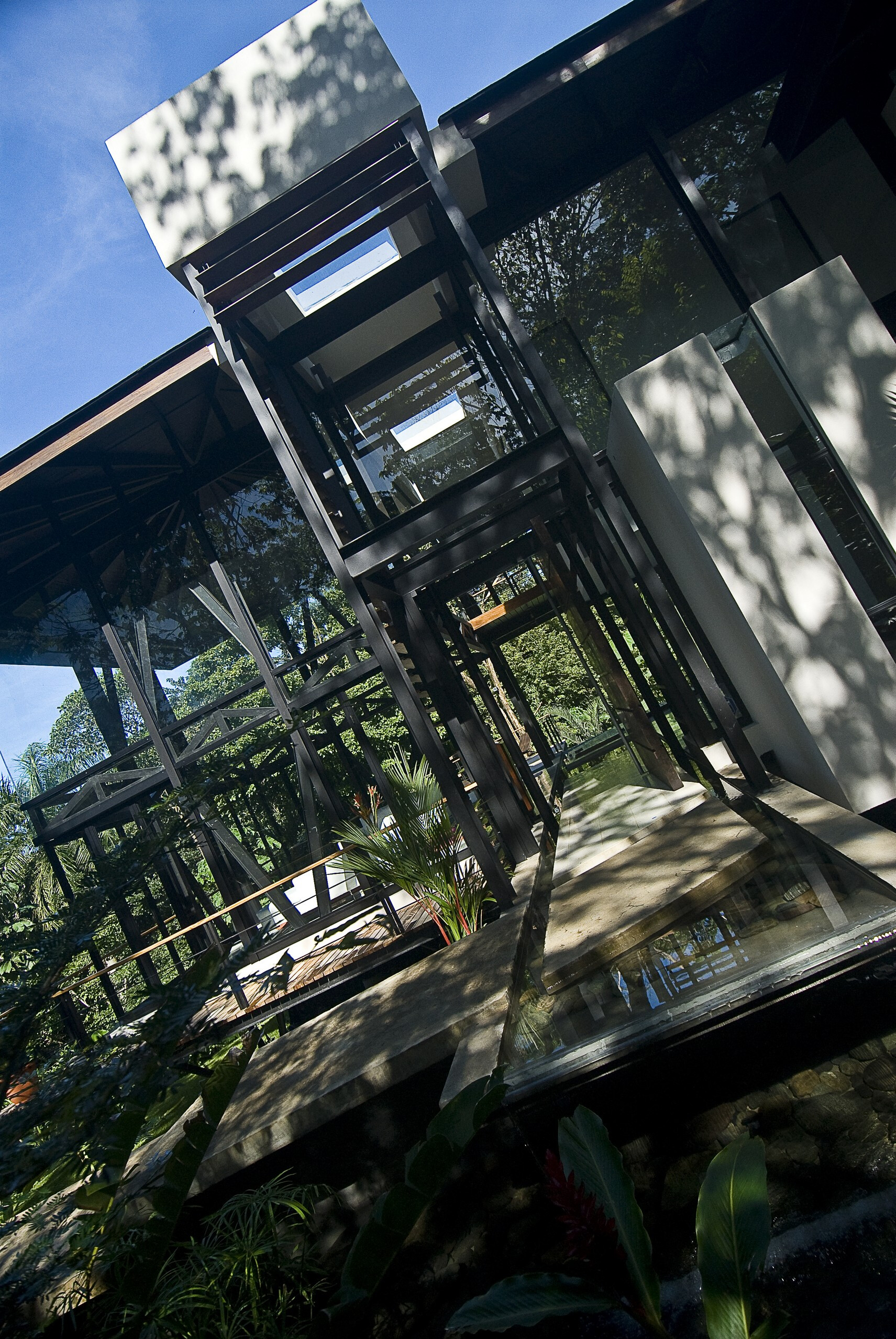 MC1 House | 融入自然的绿色环保设计-48