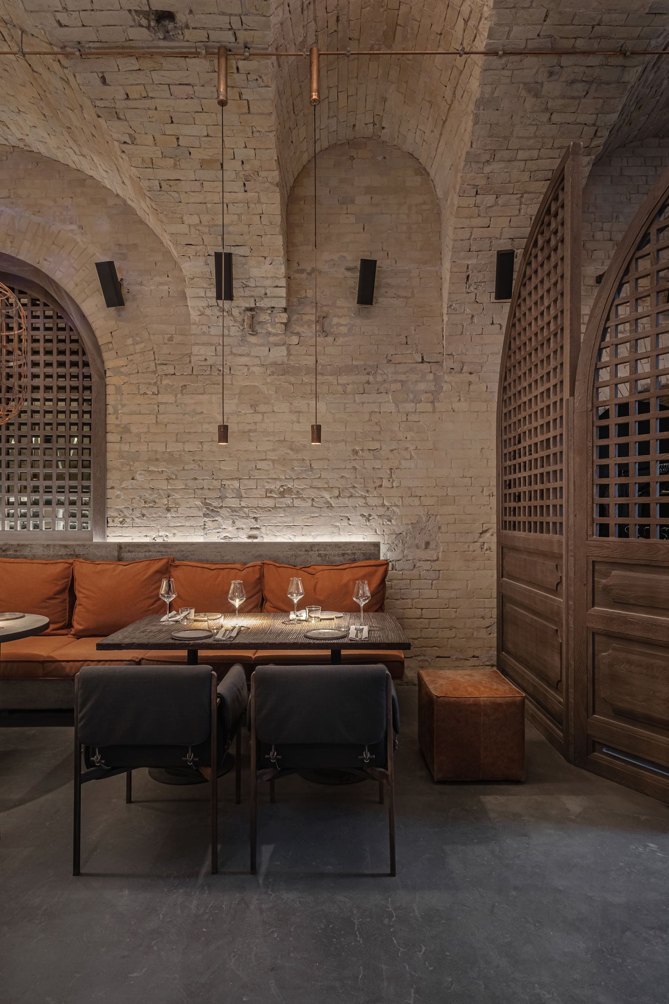 Бар Virgin Izakaya по проекту YoDezeen в Киеве | AD Magazine-8