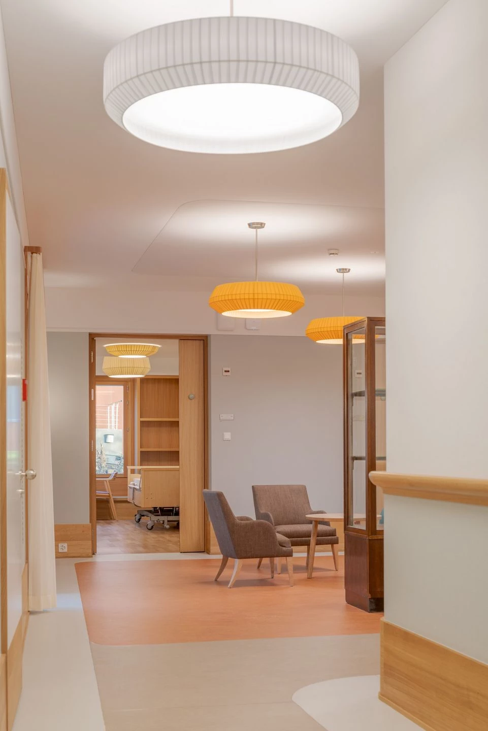 瑞士 Bombach 痴呆症护理之家——和谐融入公园的低层建筑-15