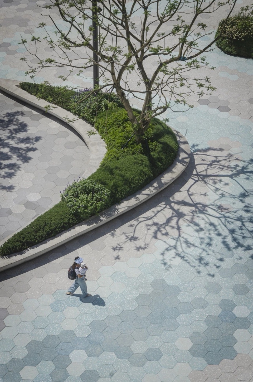 成都万象城公共广场改造设计丨中国成都丨扎哈·哈迪德建筑事务所,FLO景观设计事务所等-81