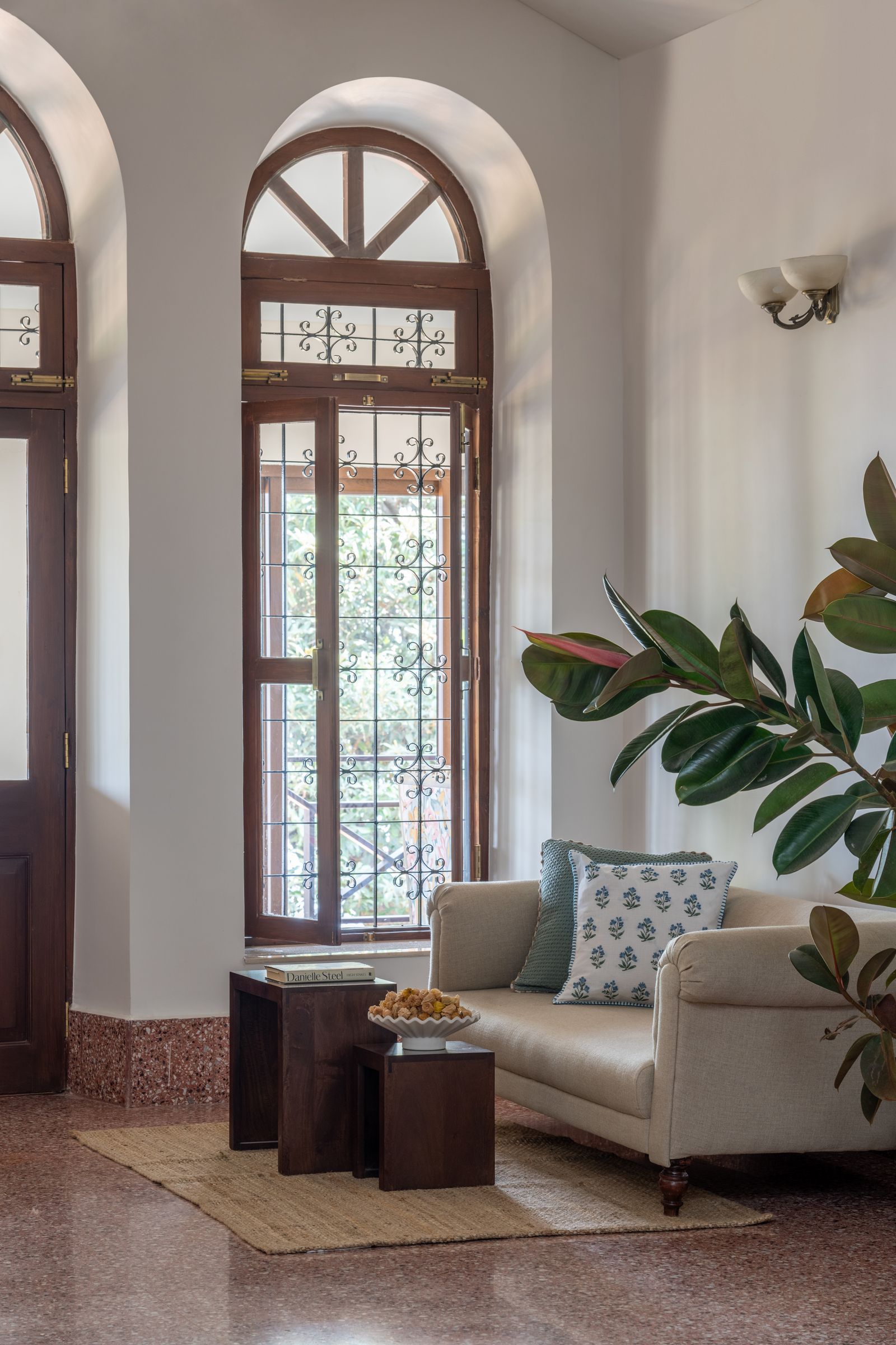 Panchgani遗产住宅改造为季风度假屋丨印度-6