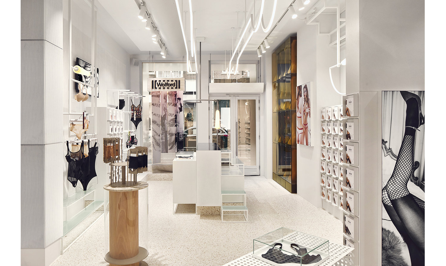 WOLFORD FLAGSHIP STORE AMSTERDAM Studio Modijefsky-8