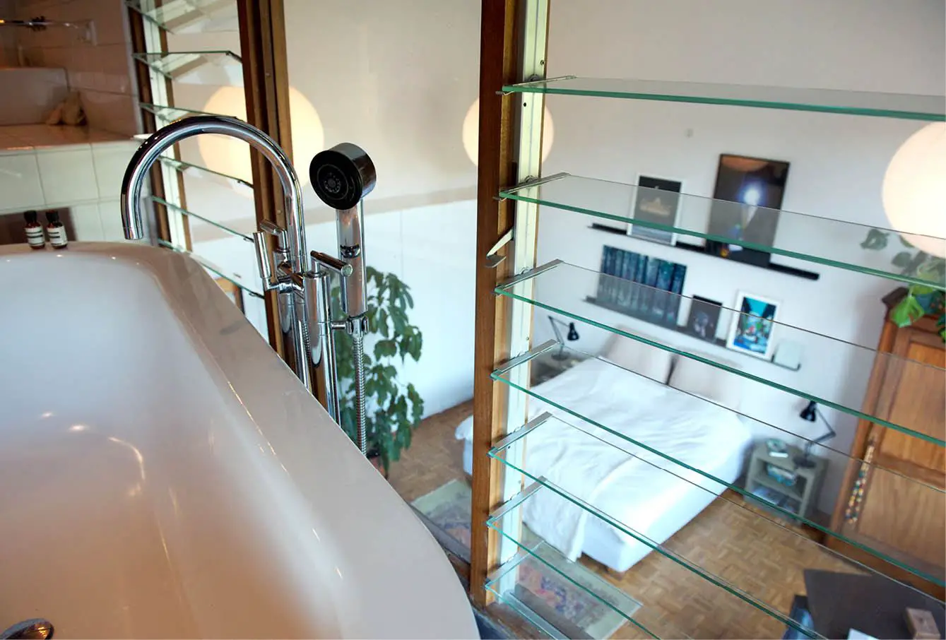 荷兰 19 世纪老学校改造的舒适亲子住宅-17