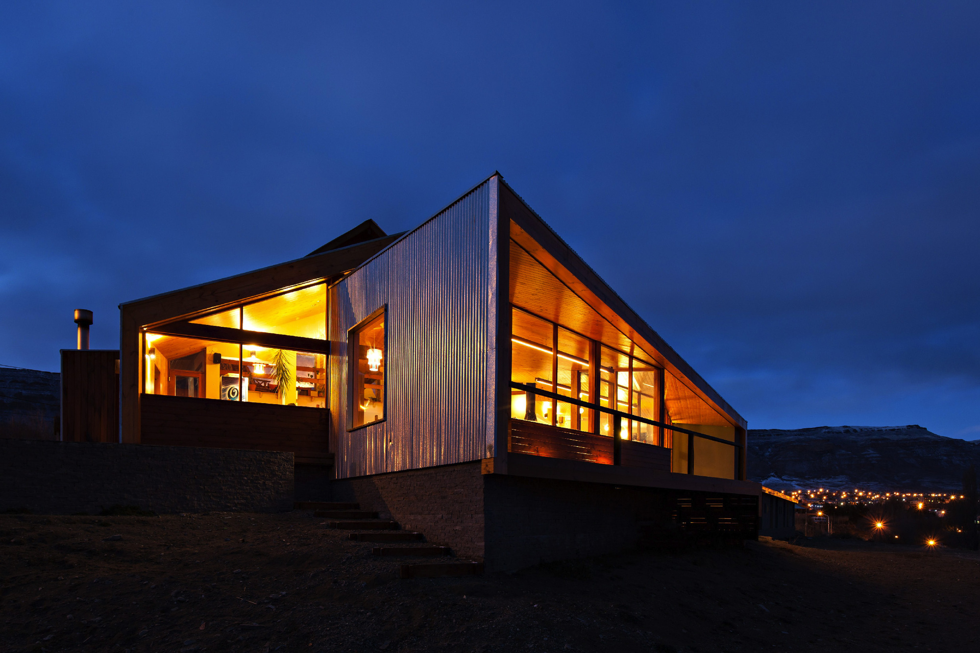 Calafate Hostel / Hauser Oficina de Arquitectura-30