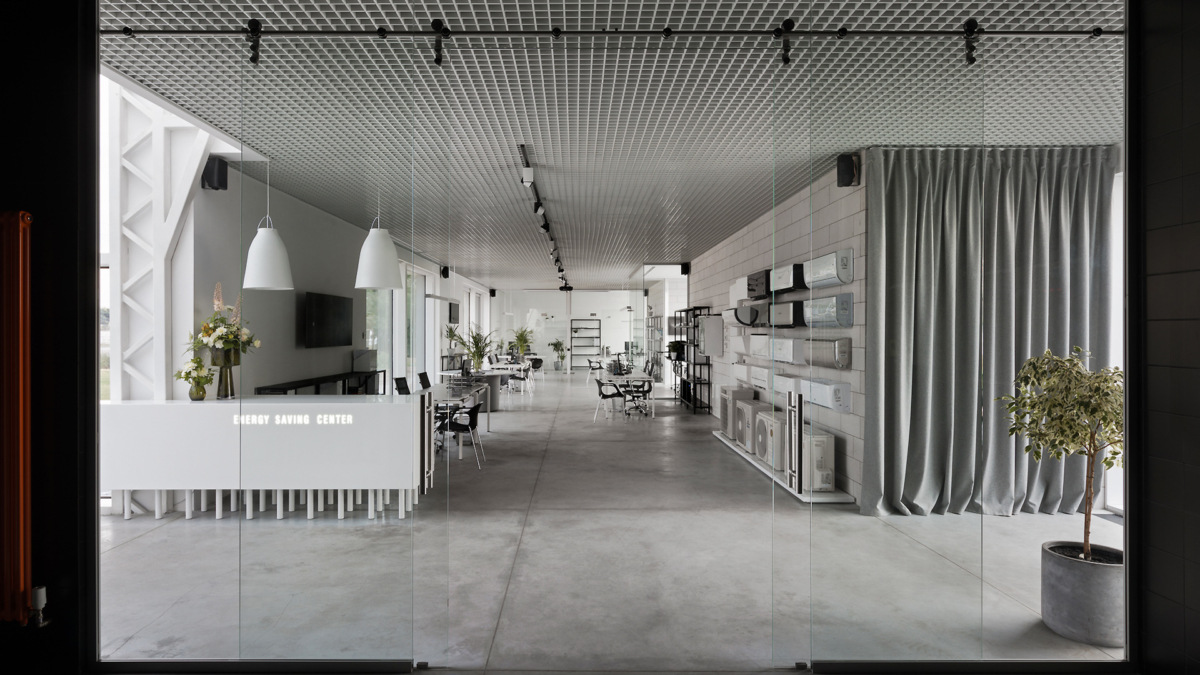 乌克兰节能中心办公室 - 现代节能家居展示平台-7