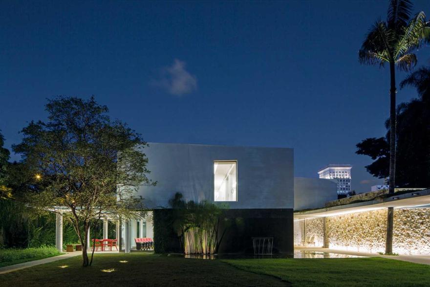 巴西 SP 市 CDPP 办公室 | 绿色环保与现代技术的完美结合-1