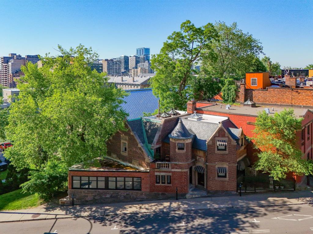 蒙特利尔维勒玛丽区印象深刻的住宅丨加拿大蒙特利尔丨Joli Joli Design-20