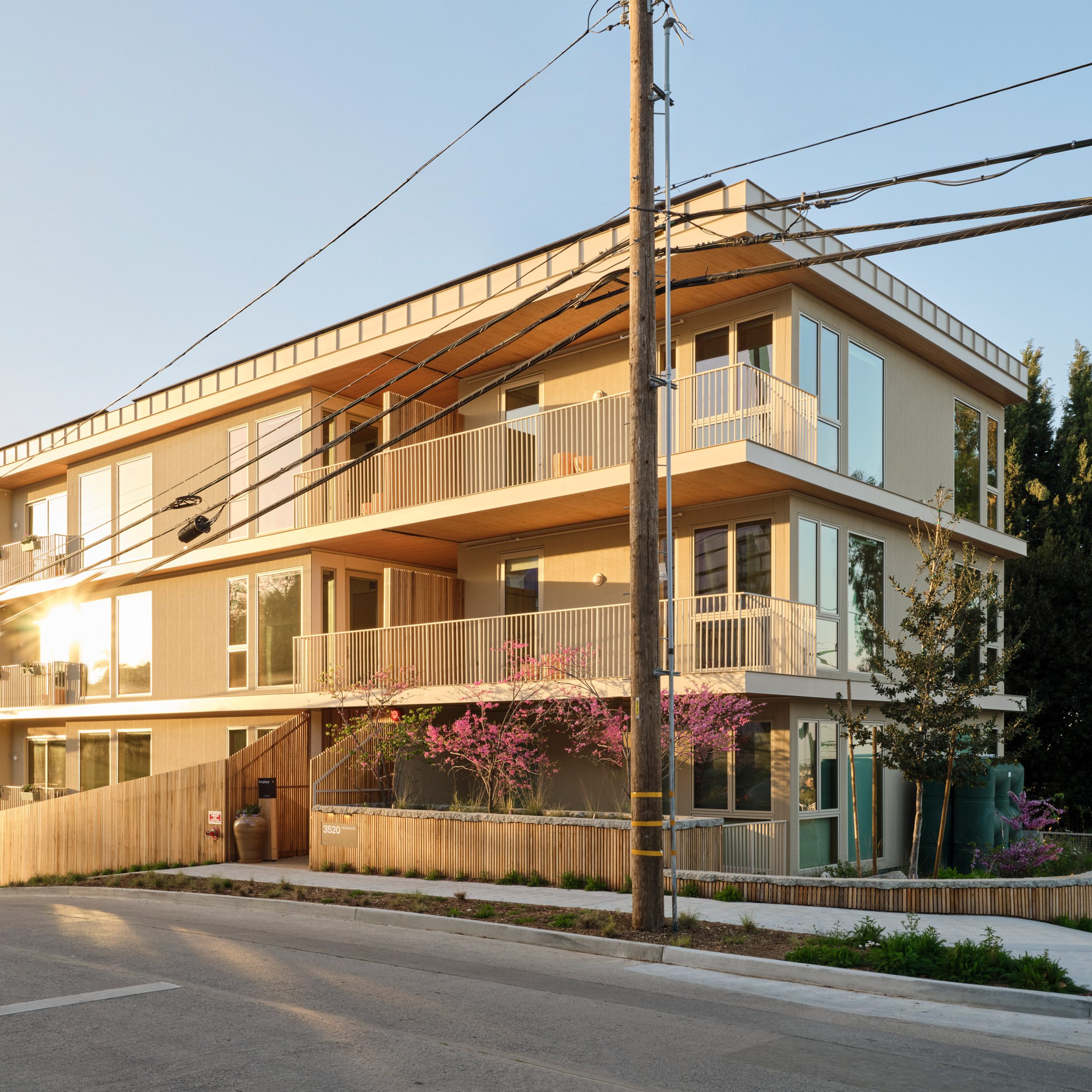 安东尼·廷伯兰设计与材料创新中心丨美国阿肯色丨格拉夫顿建筑师事务所,Modus Studio-20