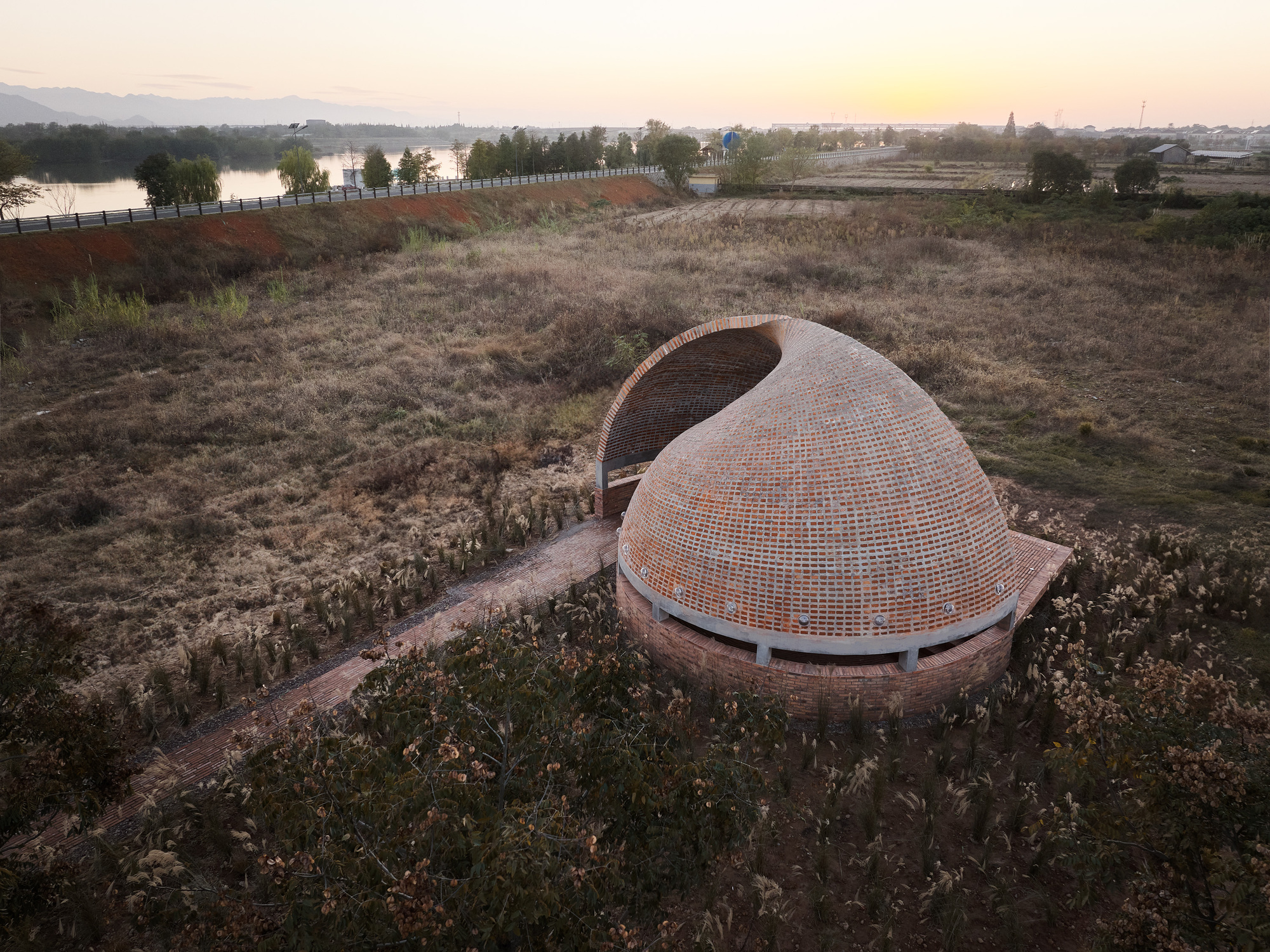 红砖概念图书馆丨中国浙江丨合尘建筑-0