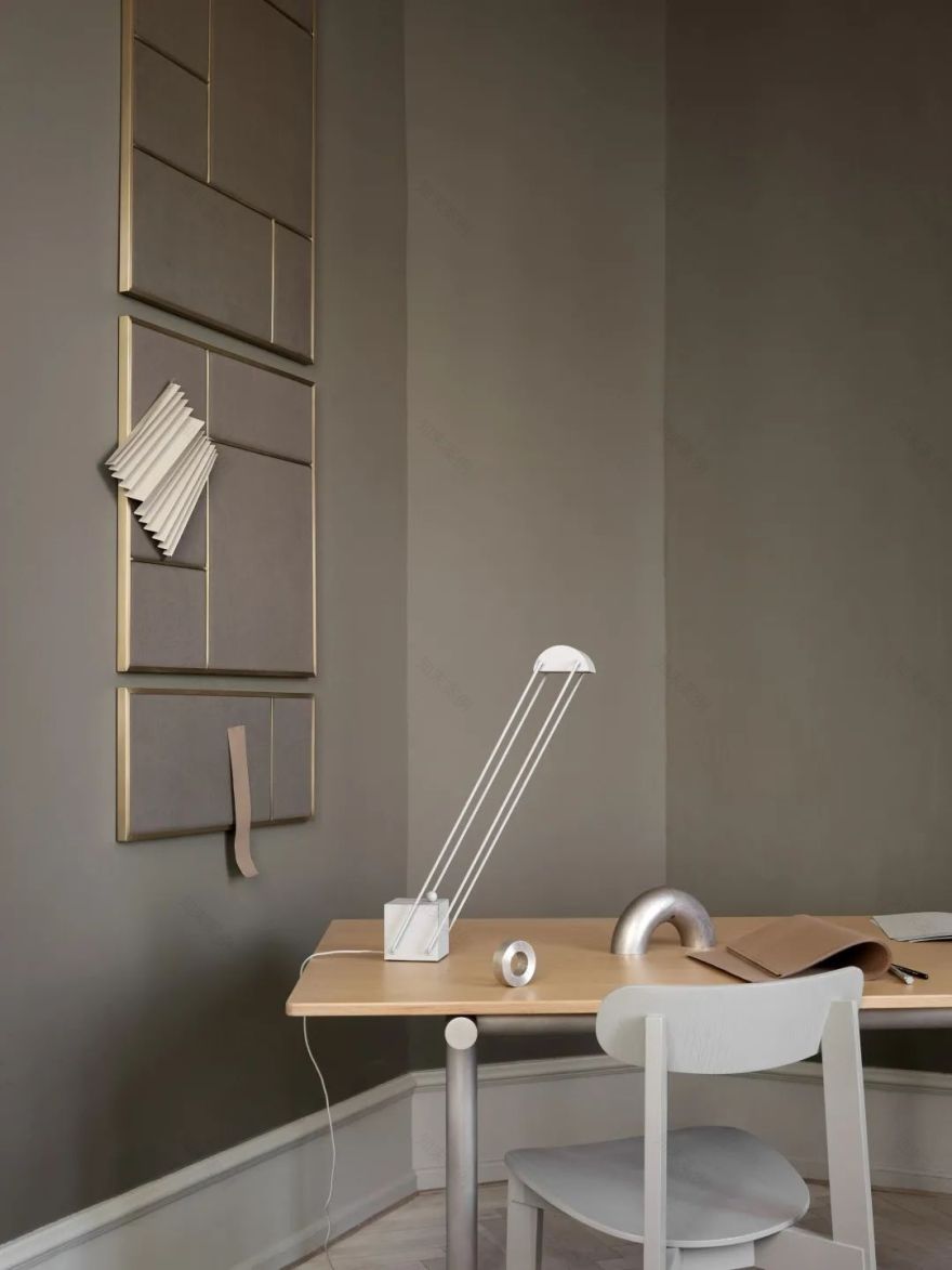 丹麦 PLEASE WAIT to be SEATED 品牌新展厅,艺术瓷砖增添空间魅力-31