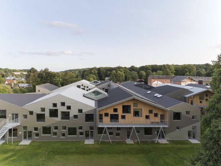 丹麦 Skovbakke 小学 | 木质温馨,绿色环保的教育空间-9