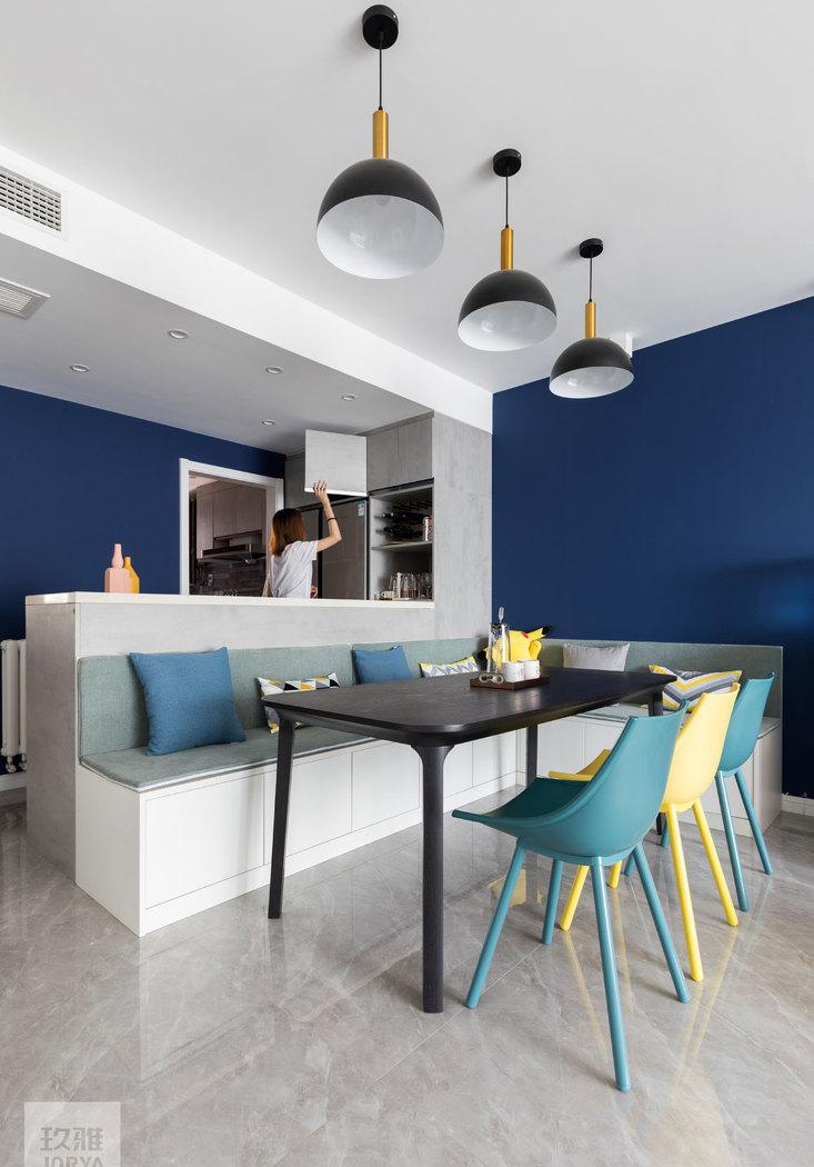 莫兰迪色系撞色设计，打造 107㎡三室一厅的时尚空间-39