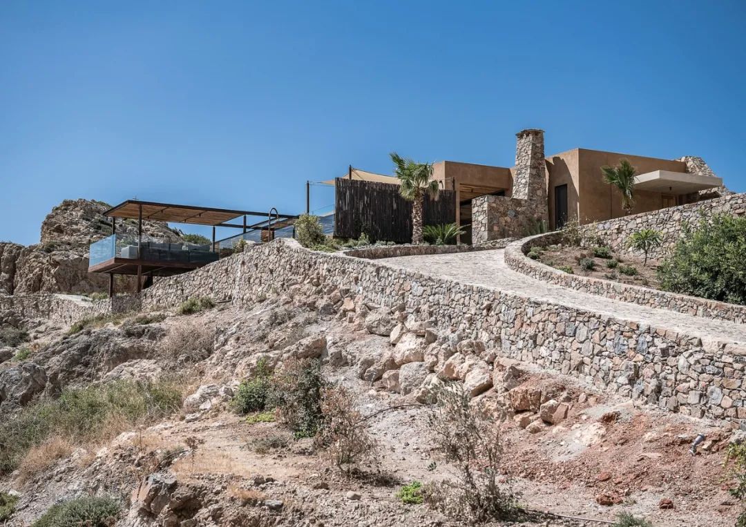 悬崖上的自然之美 · GGH 设计机构 216㎡度假住宅-26