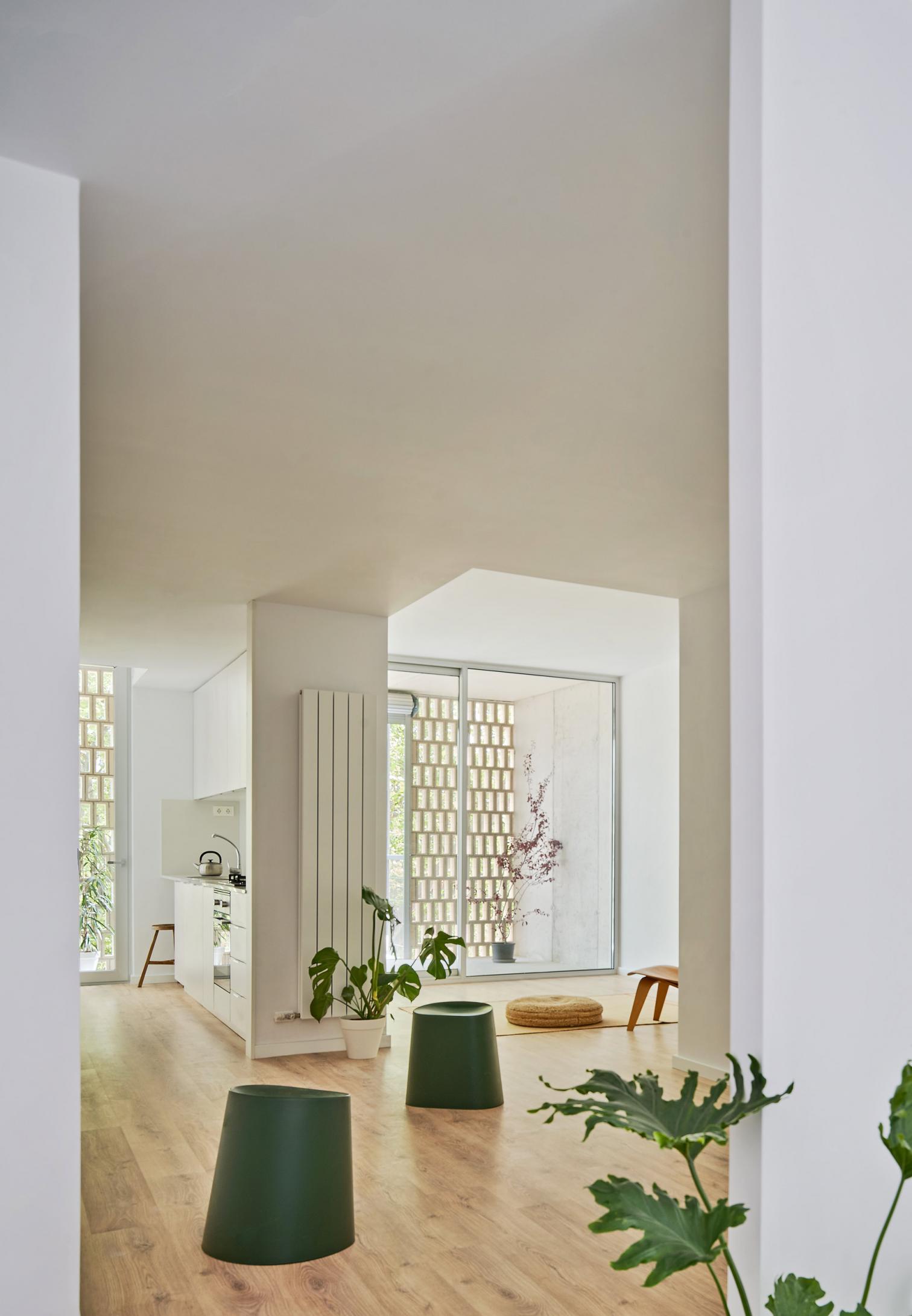 巴塞罗那 Bon Pastor 社区 54 户社会住房丨西班牙巴塞罗那-12