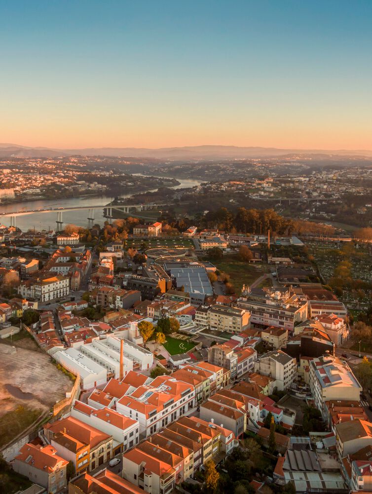 葡萄牙 António Granjo 混合用途综合建筑丨碎片-7