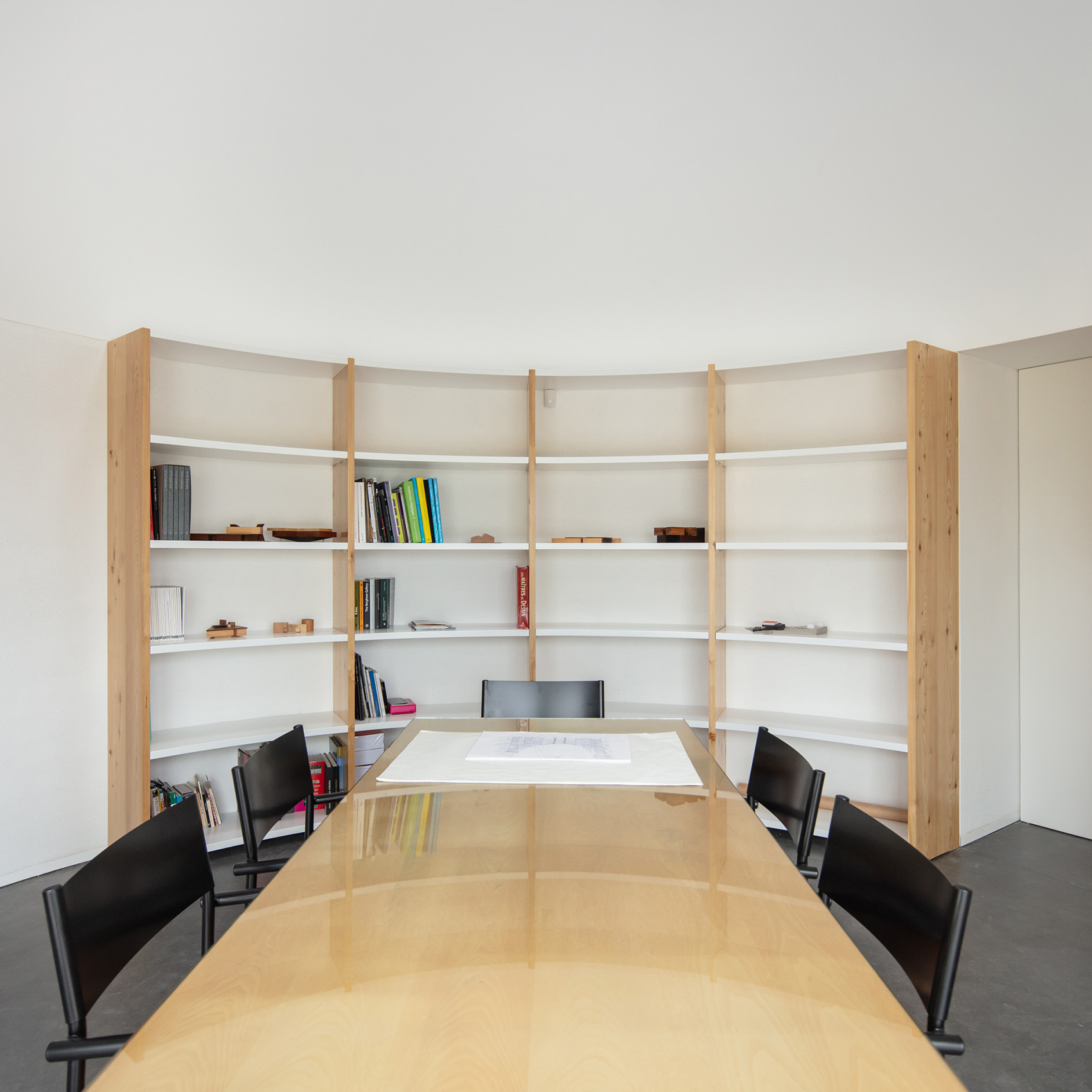 田野间的办公楼，葡萄牙 / Nelson Resende Arquitecto-113