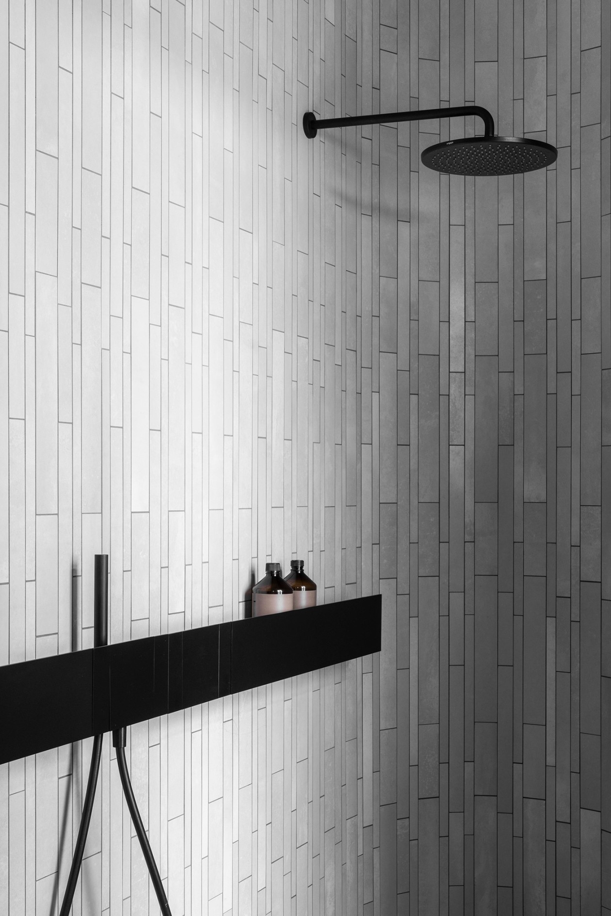 极简轻工业风公寓设计丨line architects-27