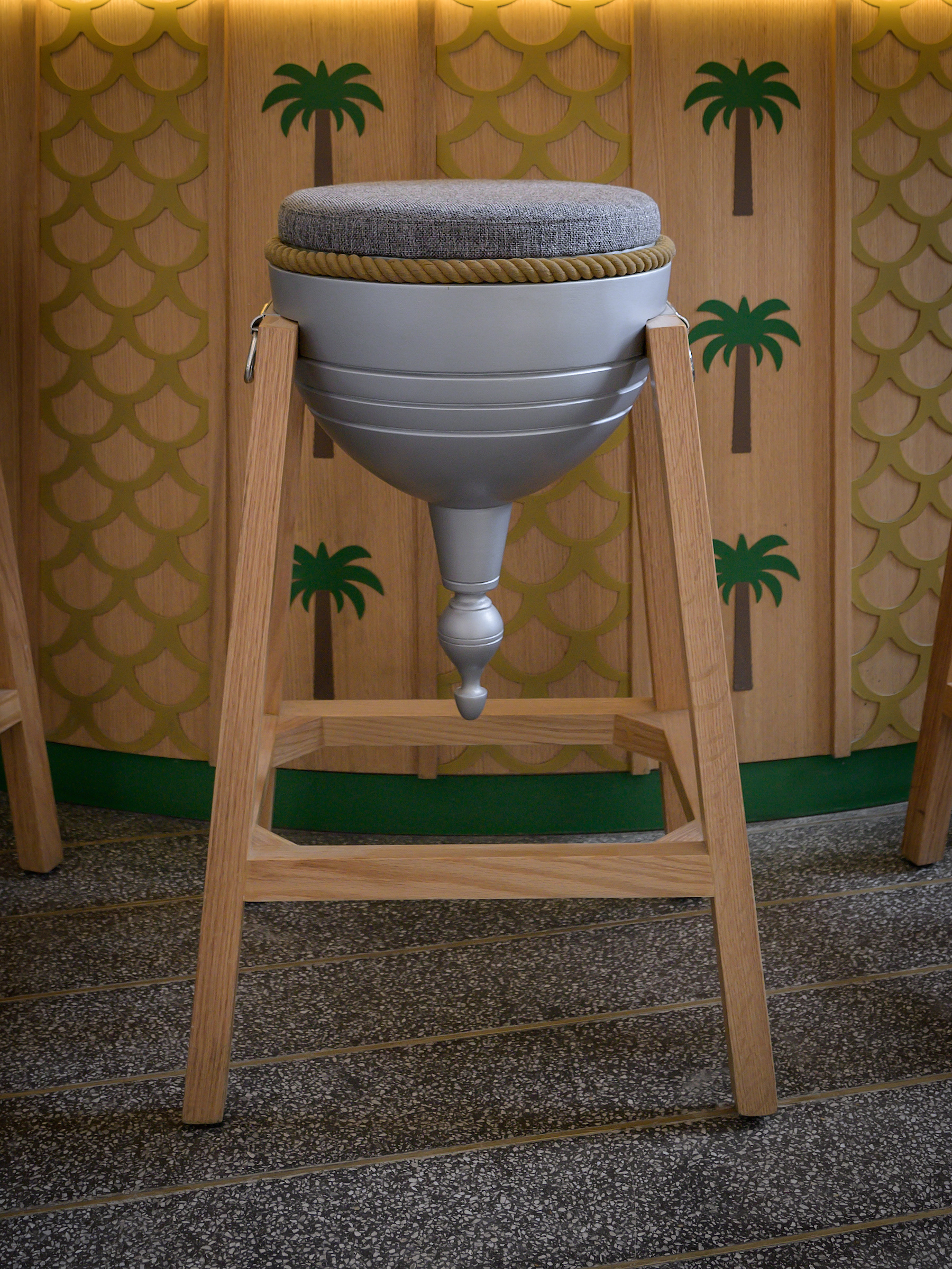 托卡咖啡丨沙特阿拉伯利雅得丨Lines KW-11