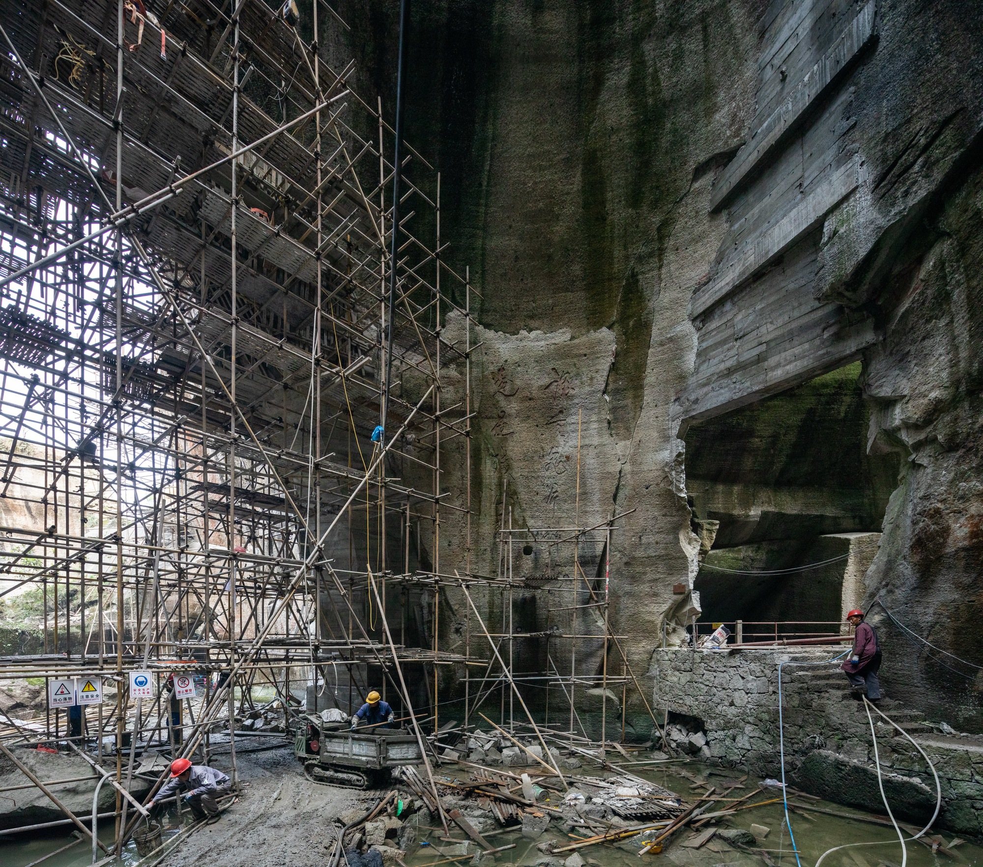 黄岩采石场文化艺术中心丨中国台州丨DnA-26