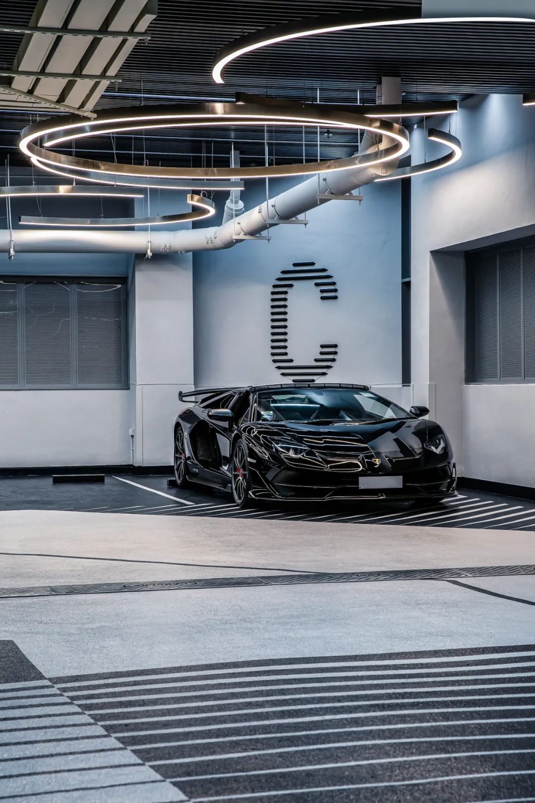 1000㎡私家车库，自由流动的“跑车博物馆”丨OFT设计-35