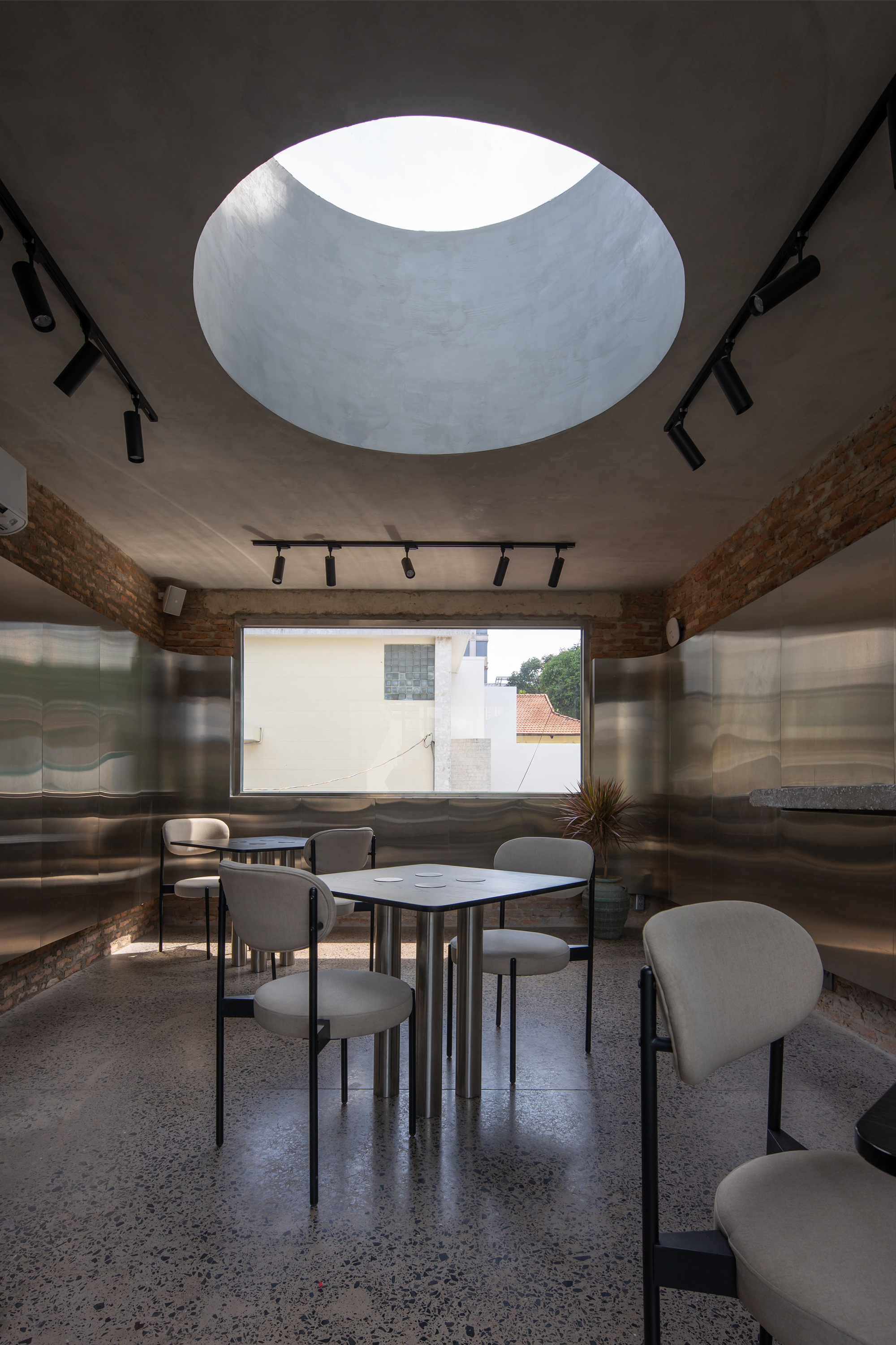 德拉索尔工作与展览空间丨越南胡志明市丨The Lab Saigon-36