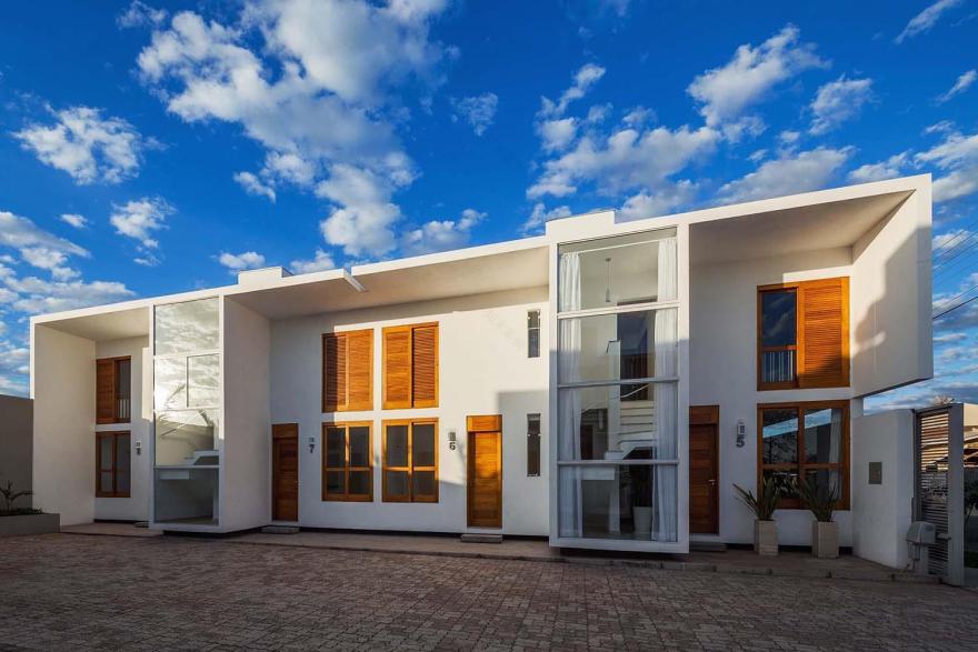 Corsi Hirano Arquitetos 设计的经济型住宅-5