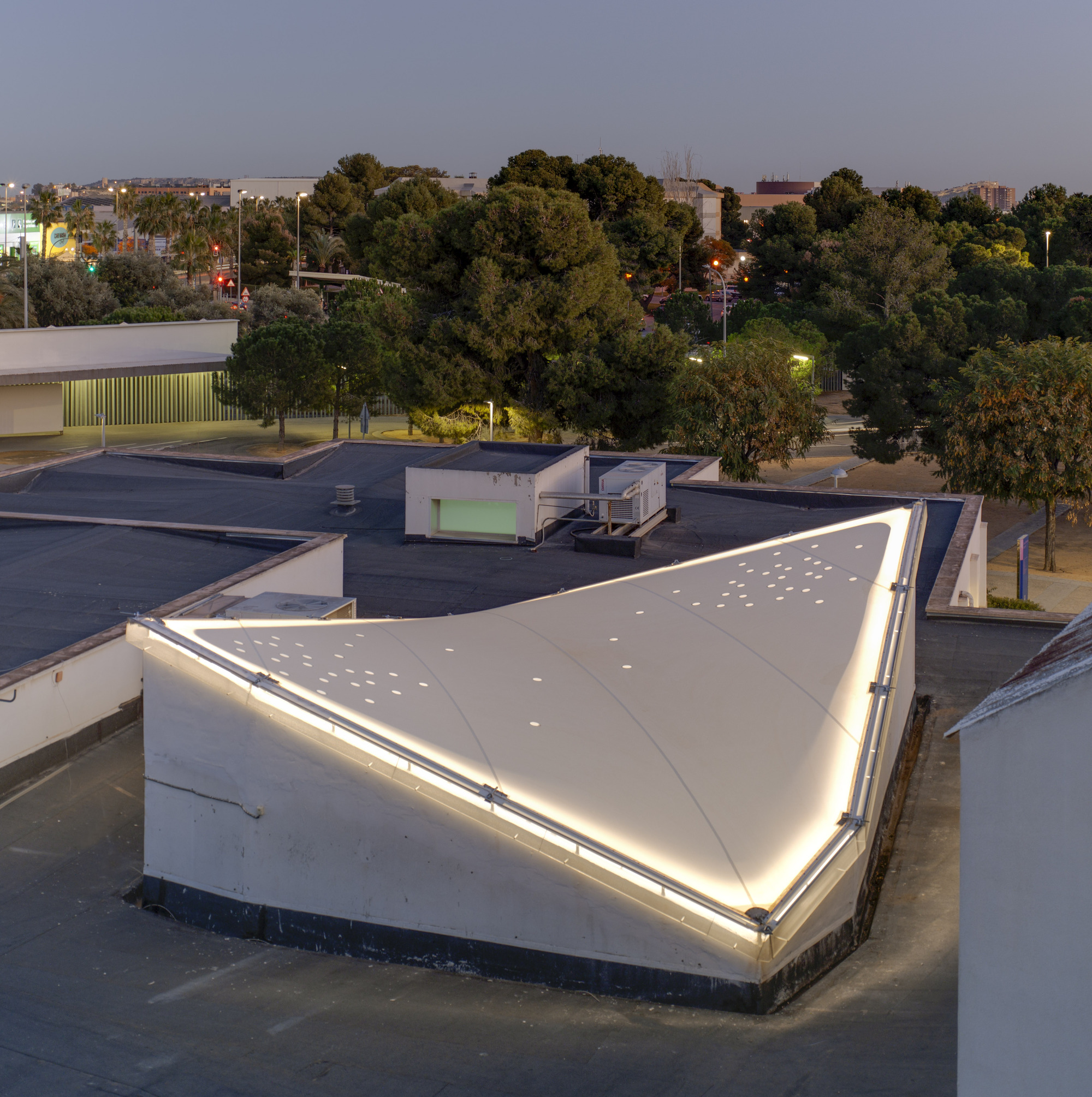 Covering Patio of Polytechnic UA / WOHA by Antonio Maciá + Daniel Carratalá-12