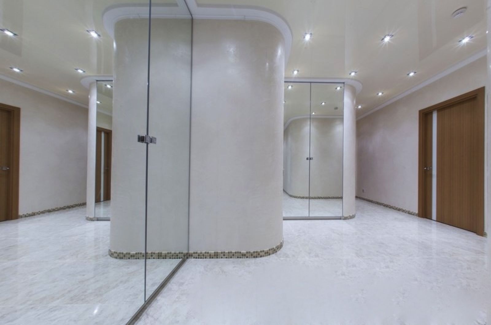 四季；一年的时光（俄语Времена Года常见含义是四季 ，这里英文Vremena Goda推测也是这个意思 ） 丨UkraineKyiv-20