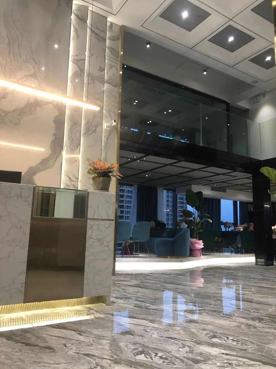 轻奢黑金KTg Design办公室-30