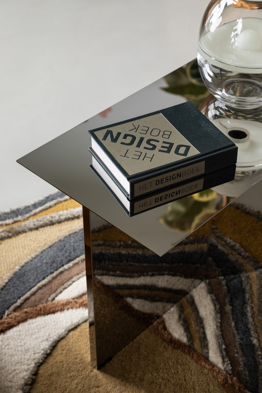 华沙沃拉区公寓世界设计藏品展示空间丨波兰华沙丨Paweł Karwowski 和 Marta Feder-40