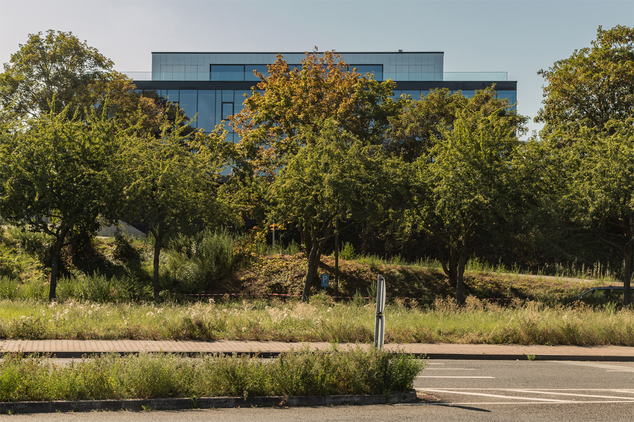 镜像立方体 | FORMAAT 总部办公空间设计-18