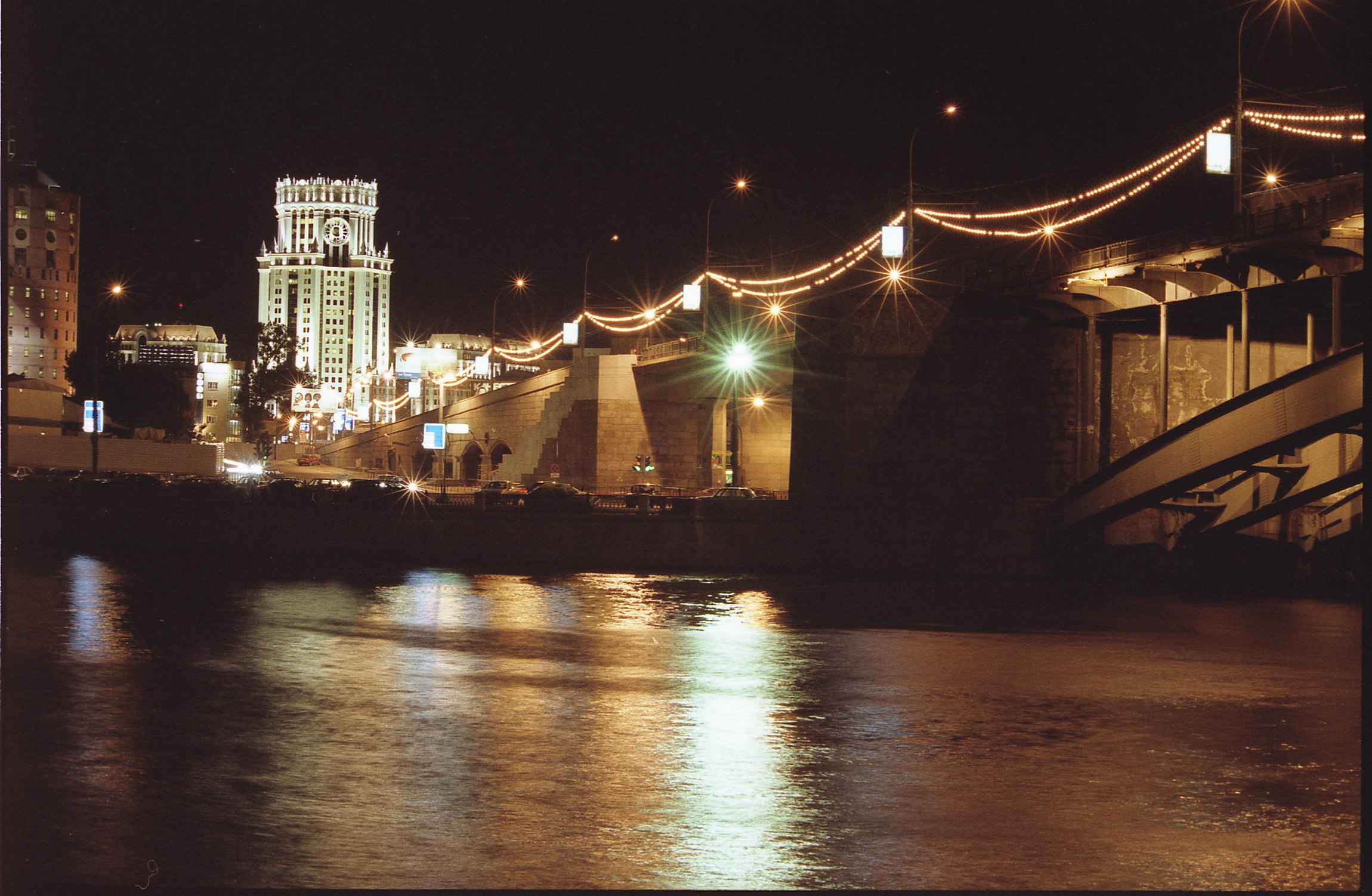 复杂行政建筑设计典范 | “ENKA”公司总部大楼-6