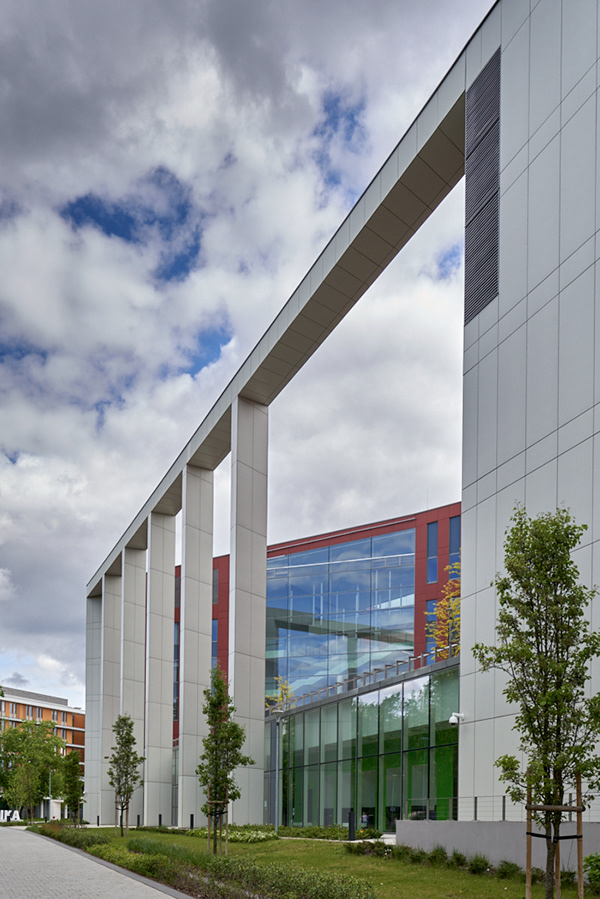 公共服务大学丨匈牙利布达佩斯丨FintaStudio-16