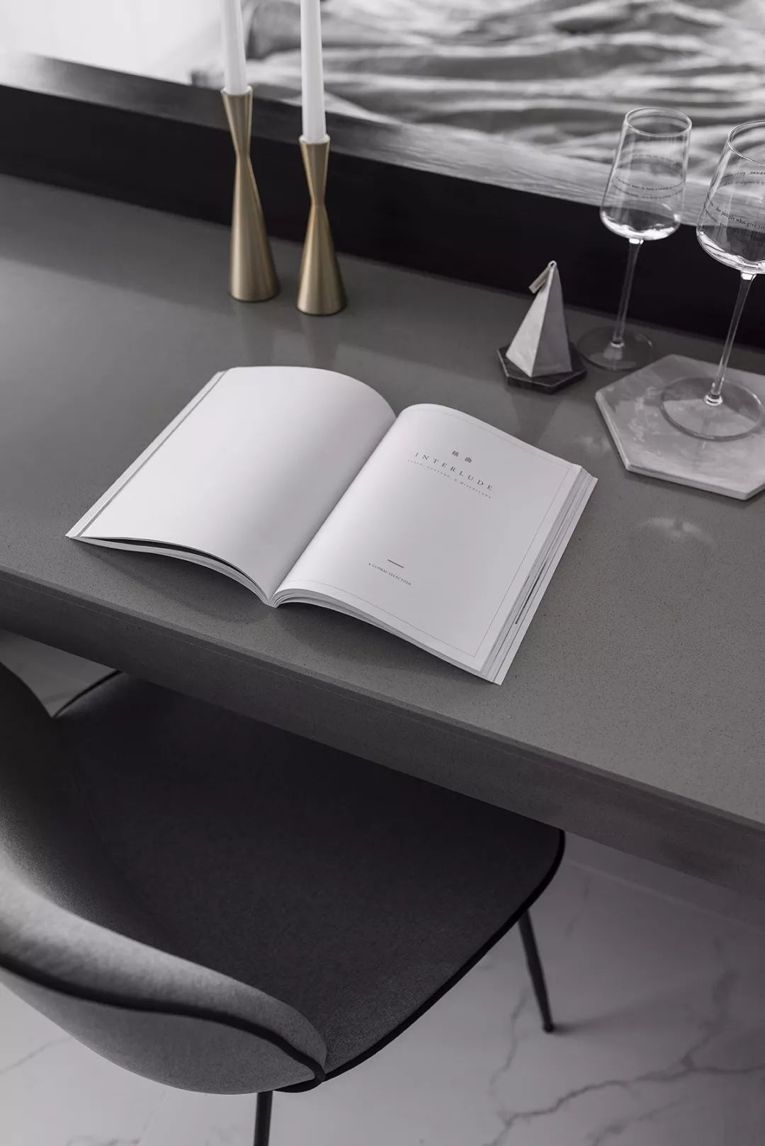 48 平米小户型秒变 100 平,现代风格设计展现空间魔法-16