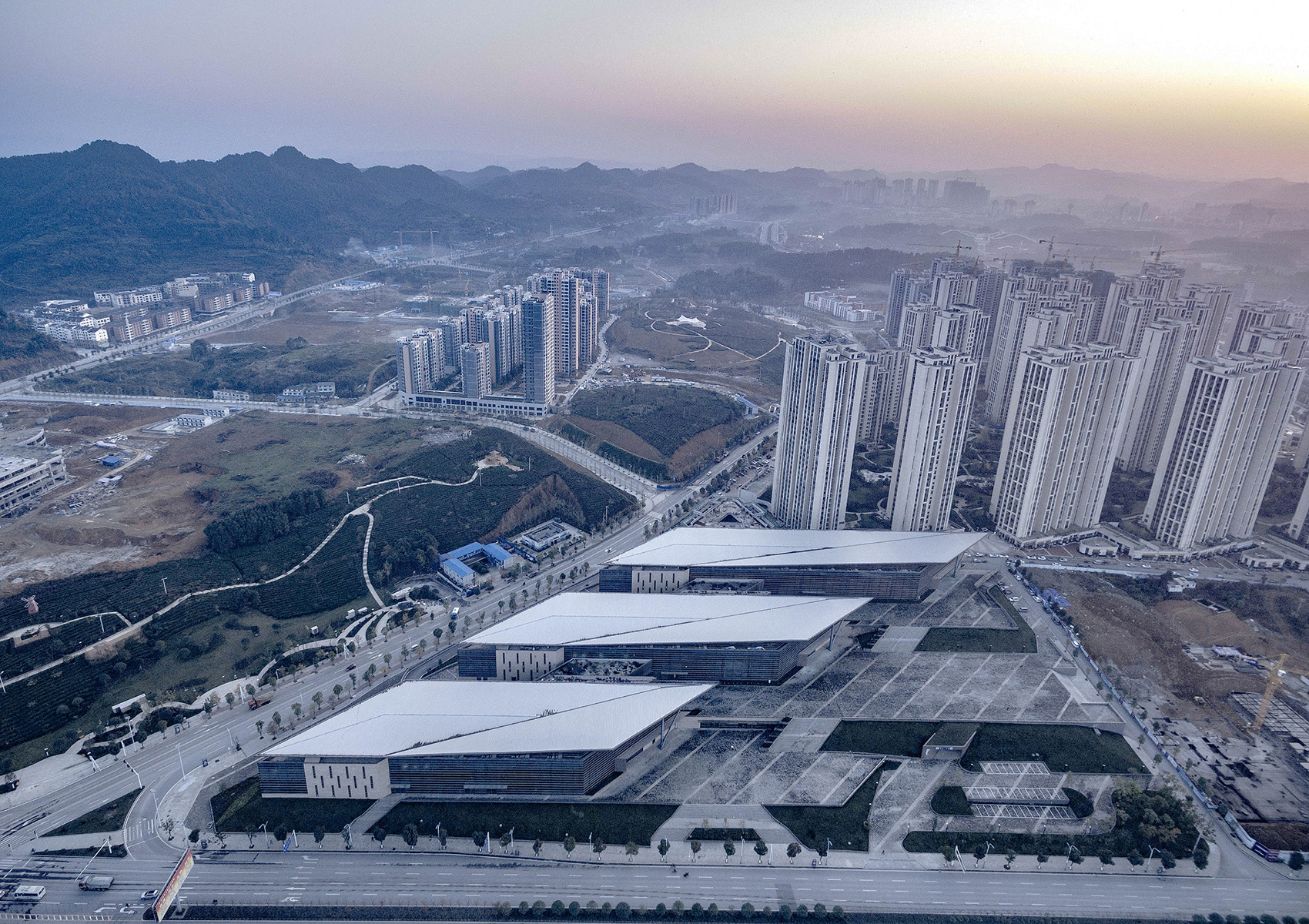 遵义会展中心 ,贵州 / 华阳国际设计集团-3