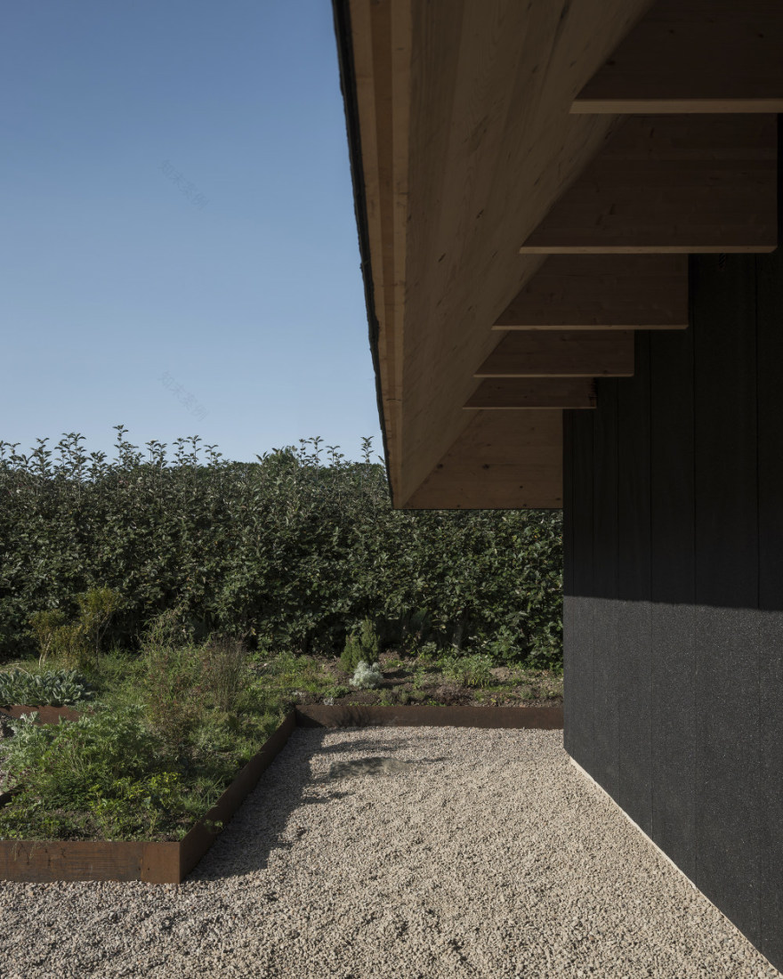 瑞典艺术家模块化布局工作室 | 低成本高灵活性-17