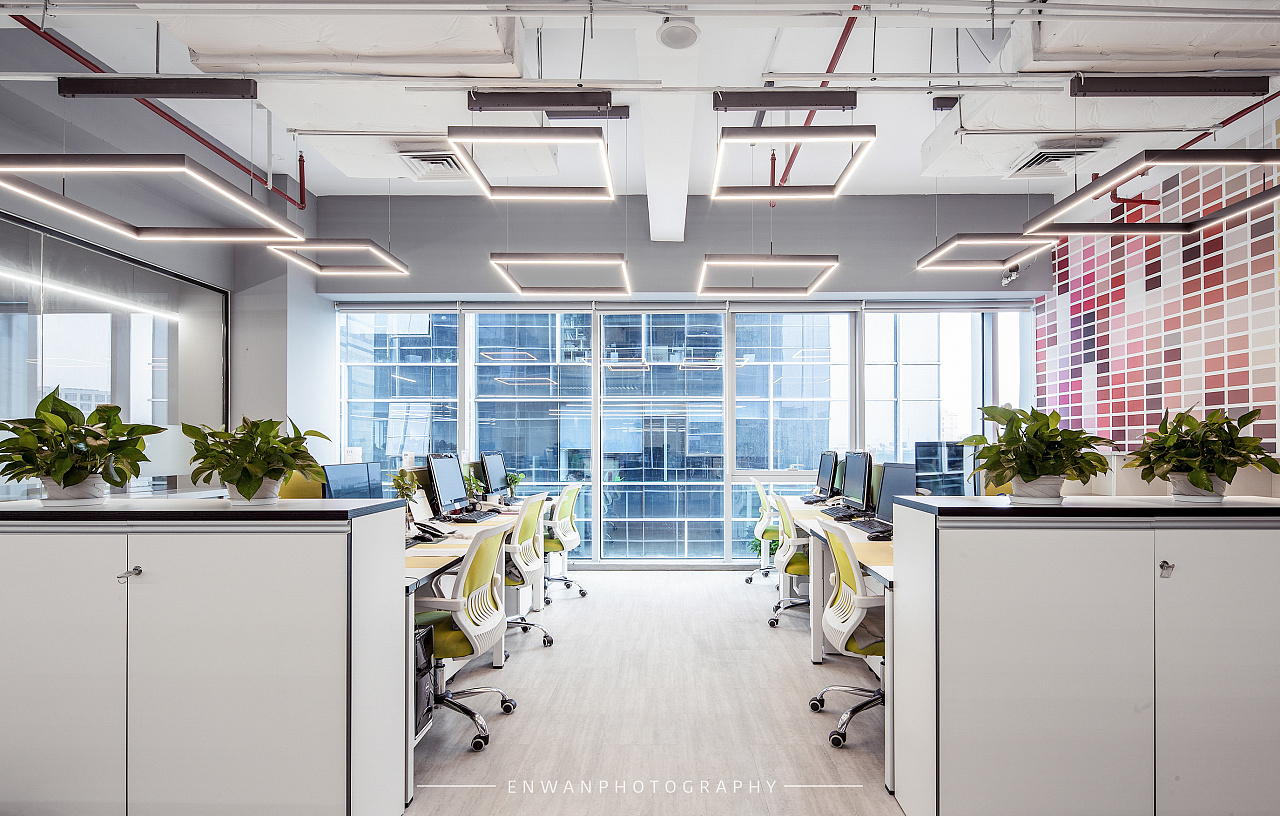 优鸿设计 服装公司办公室空间-7