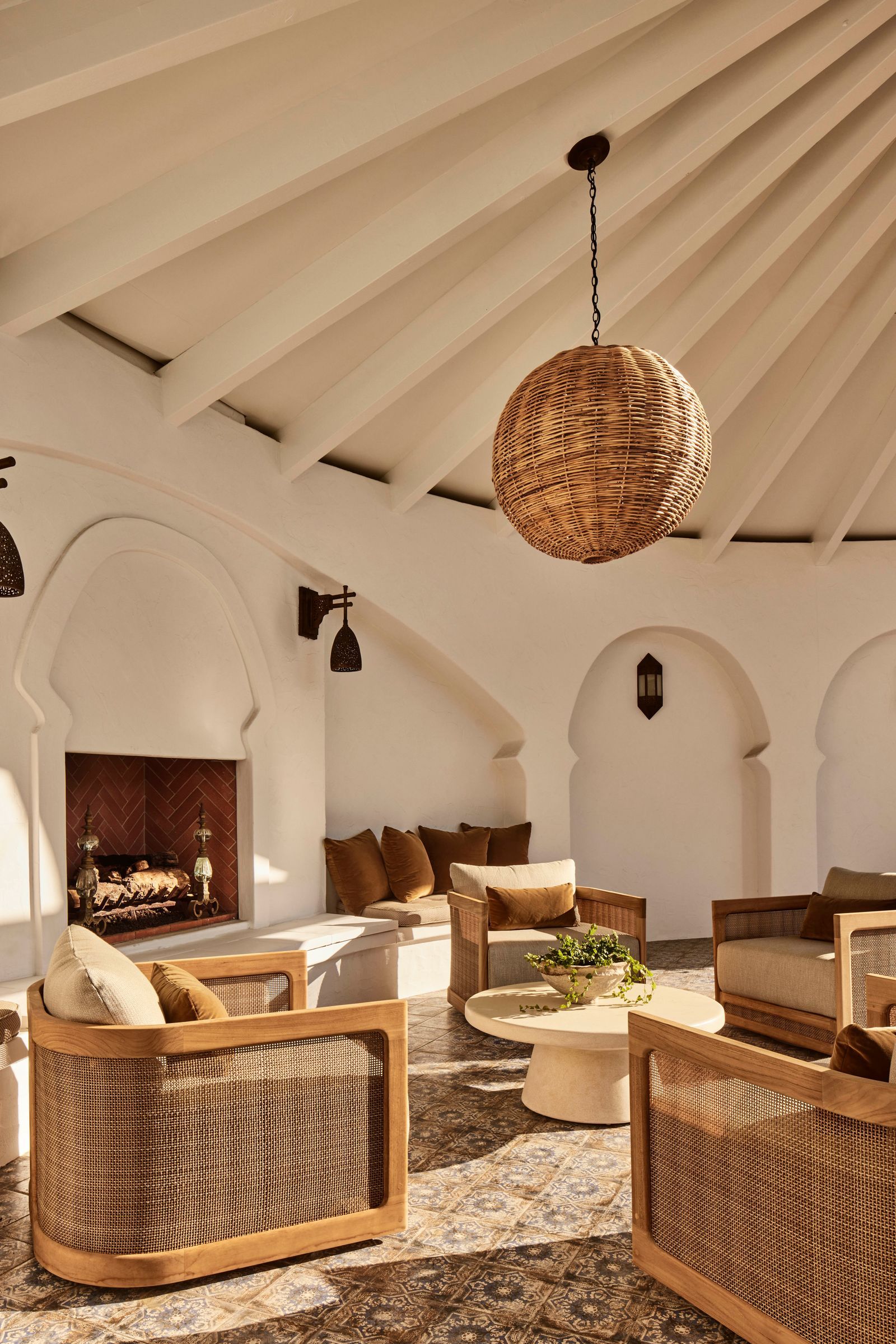 洛杉矶20年代西班牙风格住宅改造丨美国洛杉矶-39