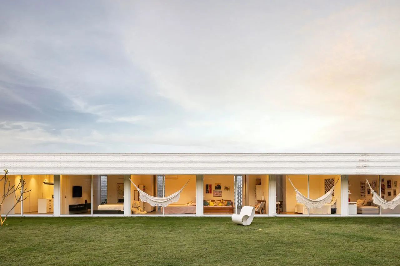 “牛奶蜂巢”屋|White Bricks 住宅丨巴西巴西利亚丨BLOCO Arquitetos-47